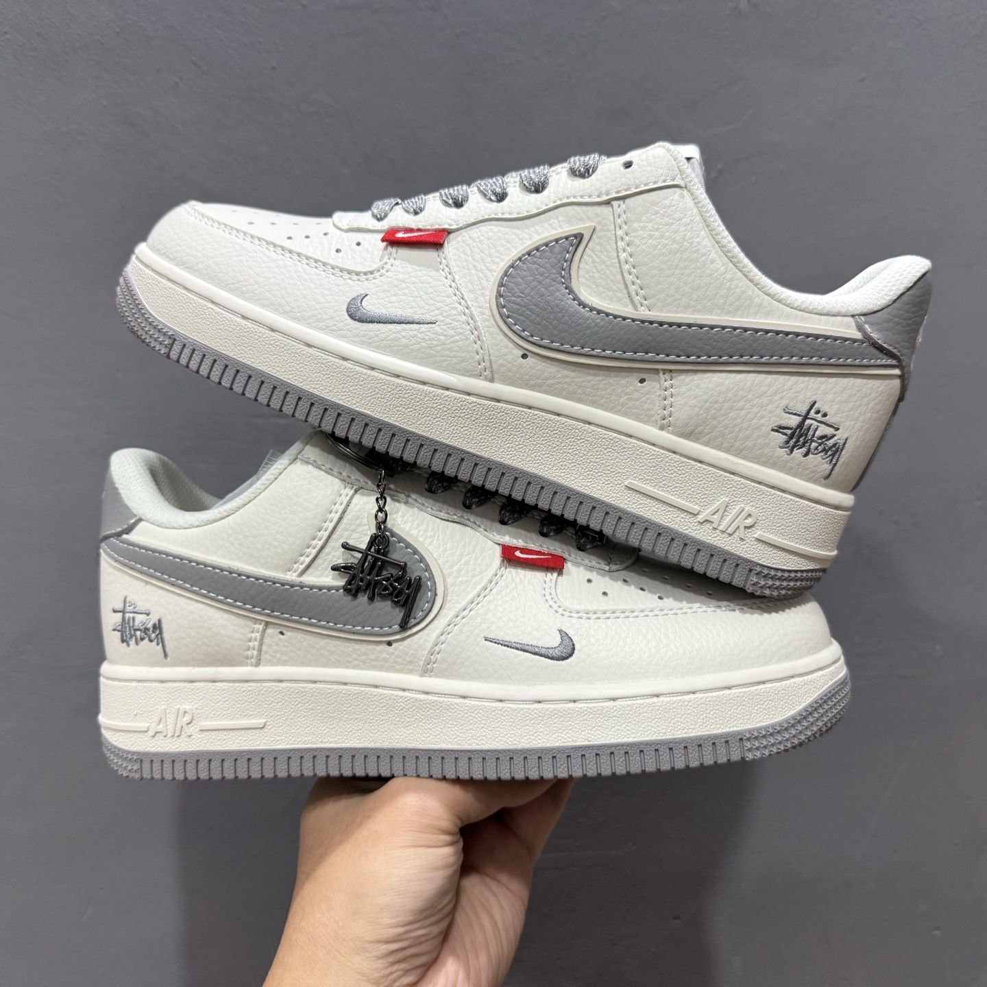 Nike Air Force 1 空军一号板鞋 CS5288-008
