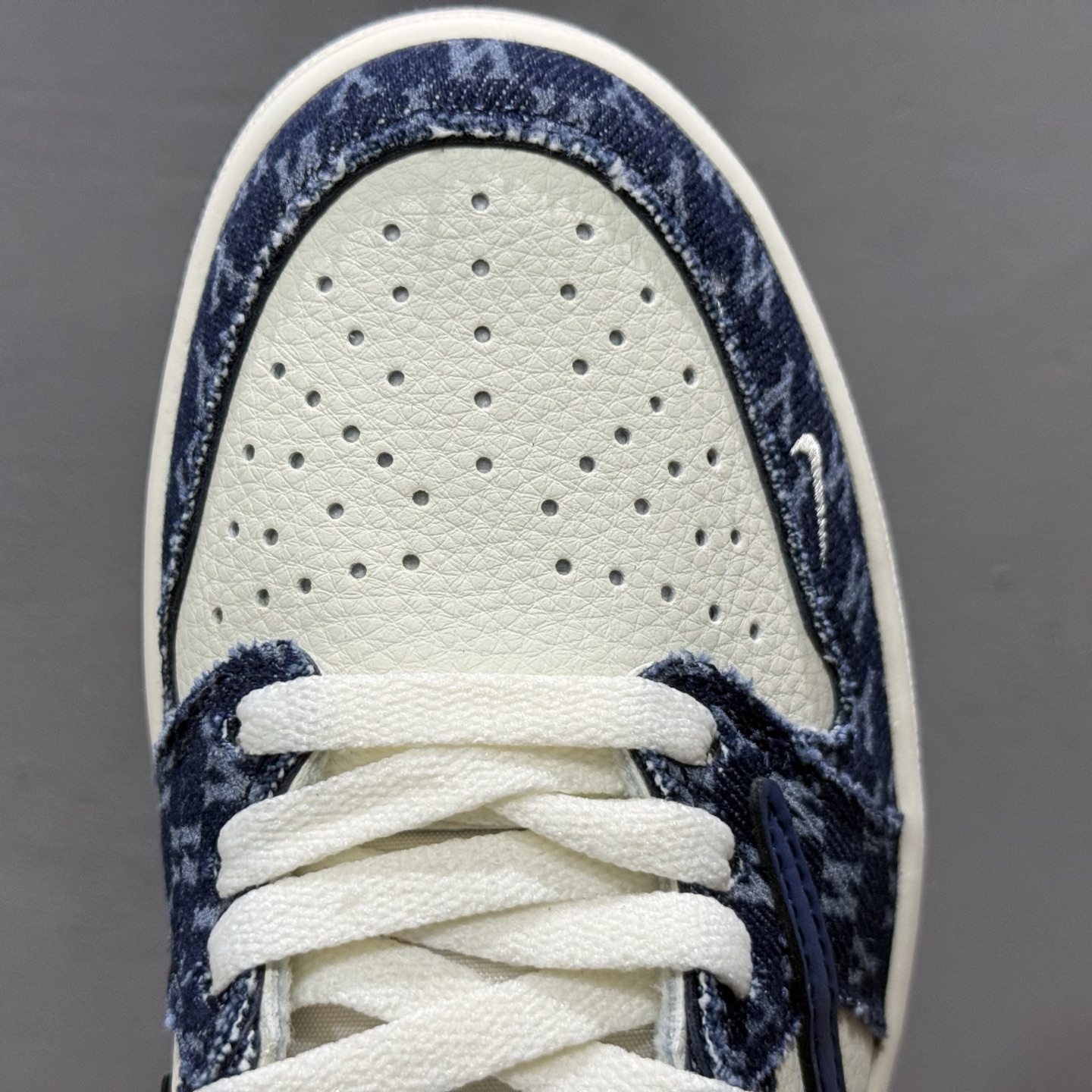 Travis Scott x Fragment Design x Air Jordan 1 Low OG SP AJ1 乔1 DM7866-051