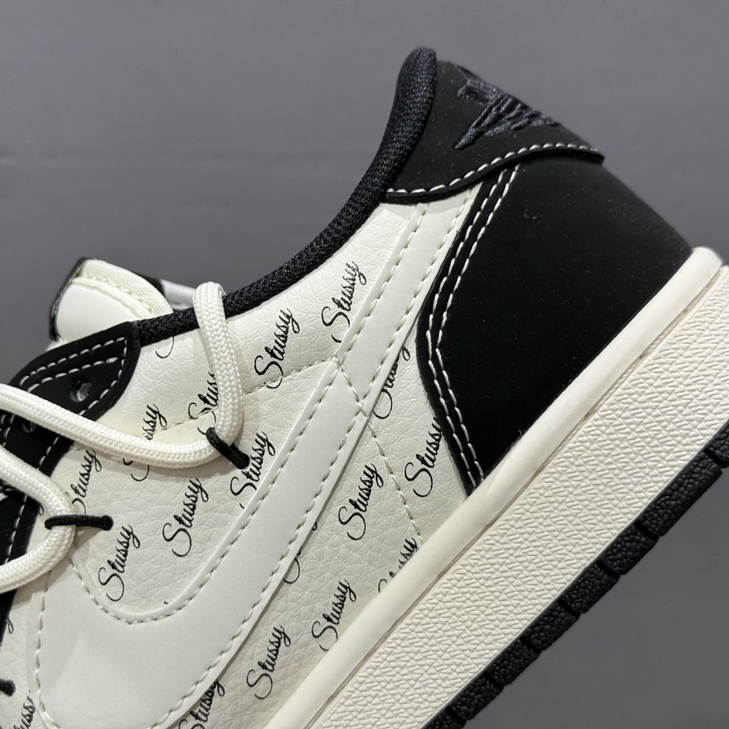 Fragment x TS x Air Jordan 1 Low x 斯图西 绑带 三方联名倒钩低帮 SJ0086-131