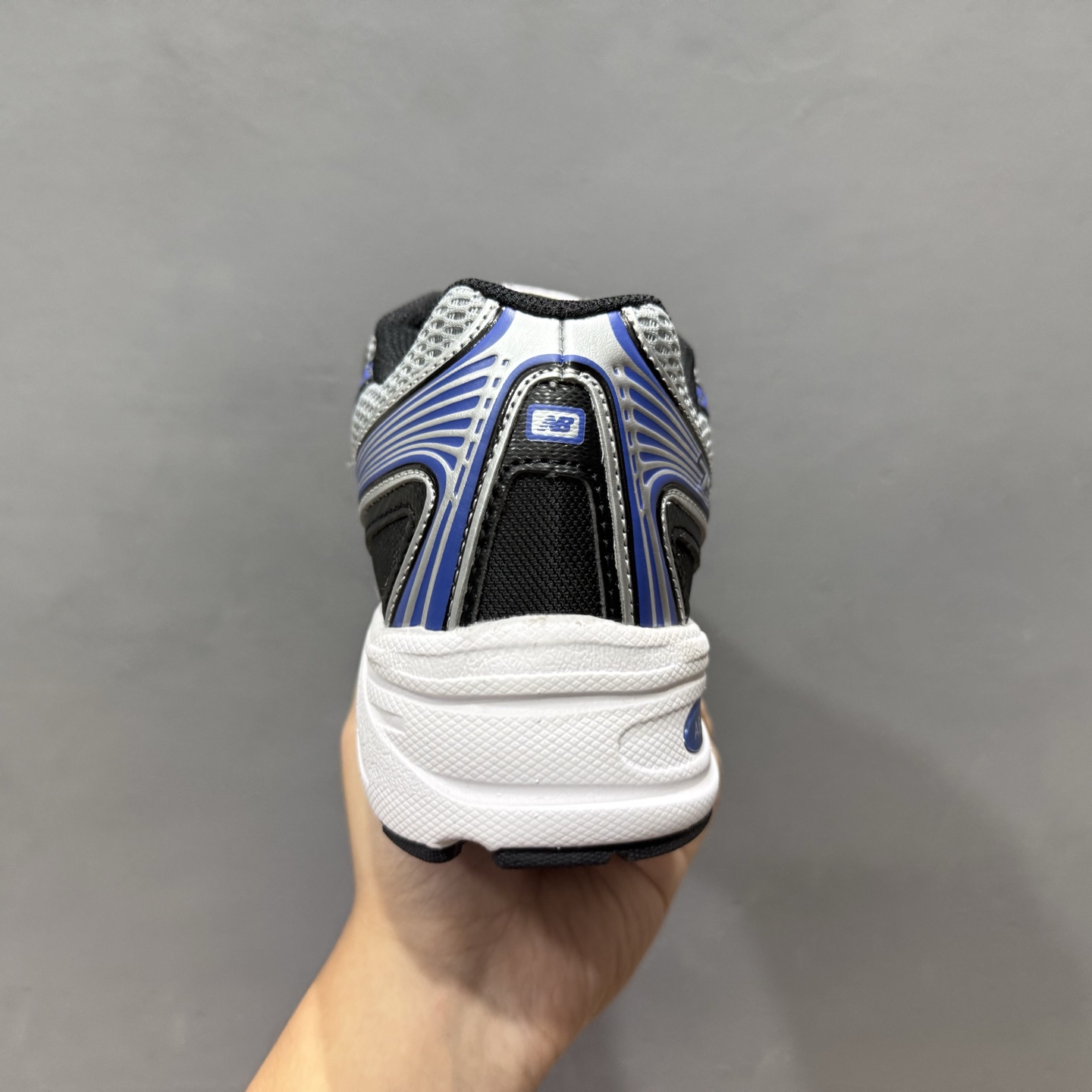 200 K版 New Balance 740 复古跑鞋 U740SB2