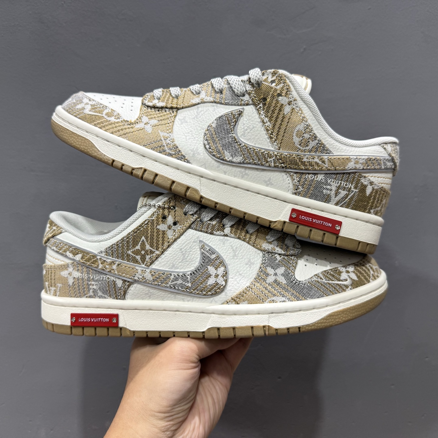 SC版 Nike SB Dunk Low LV联名 卡其灰 低帮休闲板鞋 SC9772-810