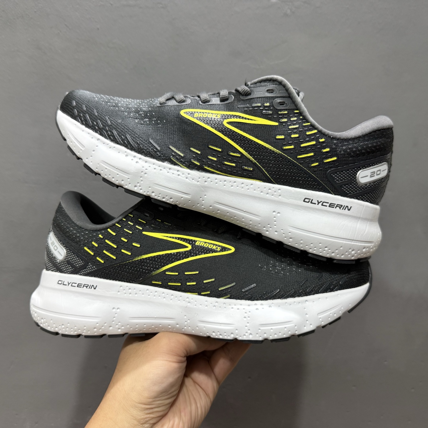 Brooks Glycerin 20 布鲁克斯甘油 缓震马拉松氮气慢跑鞋 110382 1D