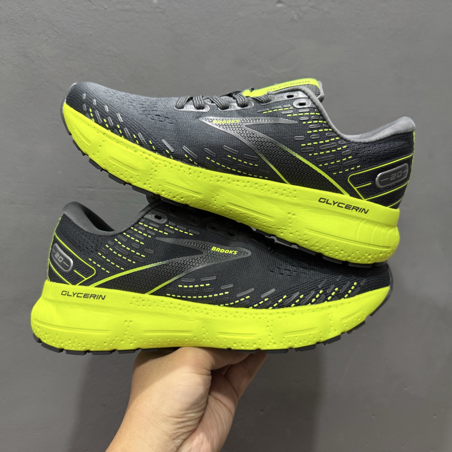 Brooks Glycerin 20 布鲁克斯甘油 缓震马拉松氮气慢跑鞋 110382 1D