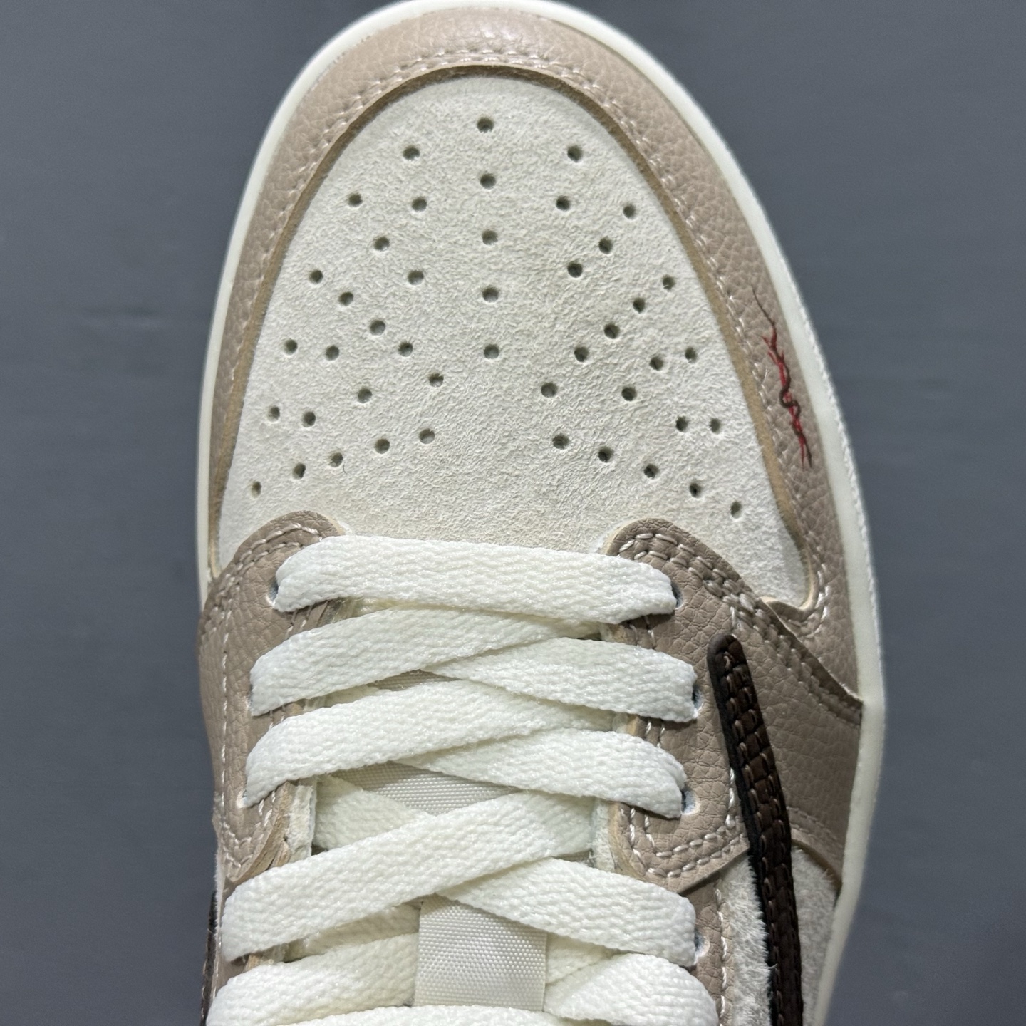 Travi Scott x Fragment Design x Air Jordan 1 Low OG SP AJ1 乔1 迪奥联名蛇年限定 棕蛇纹 DM7866-074