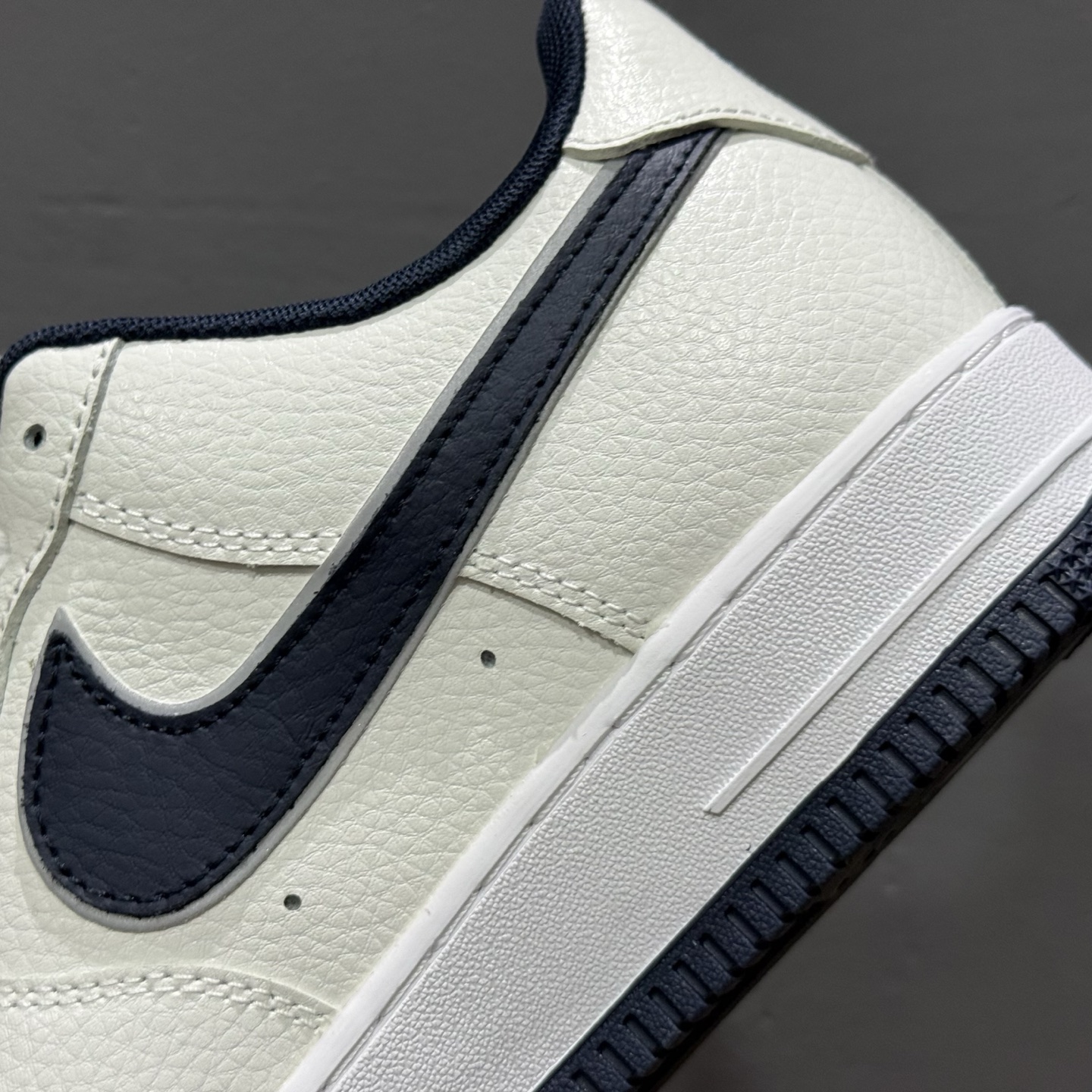 Nike Air Force 1 ‘07 Low 北面联名— 白蓝三钩 高端定制 低帮休闲板鞋 AM1588-008