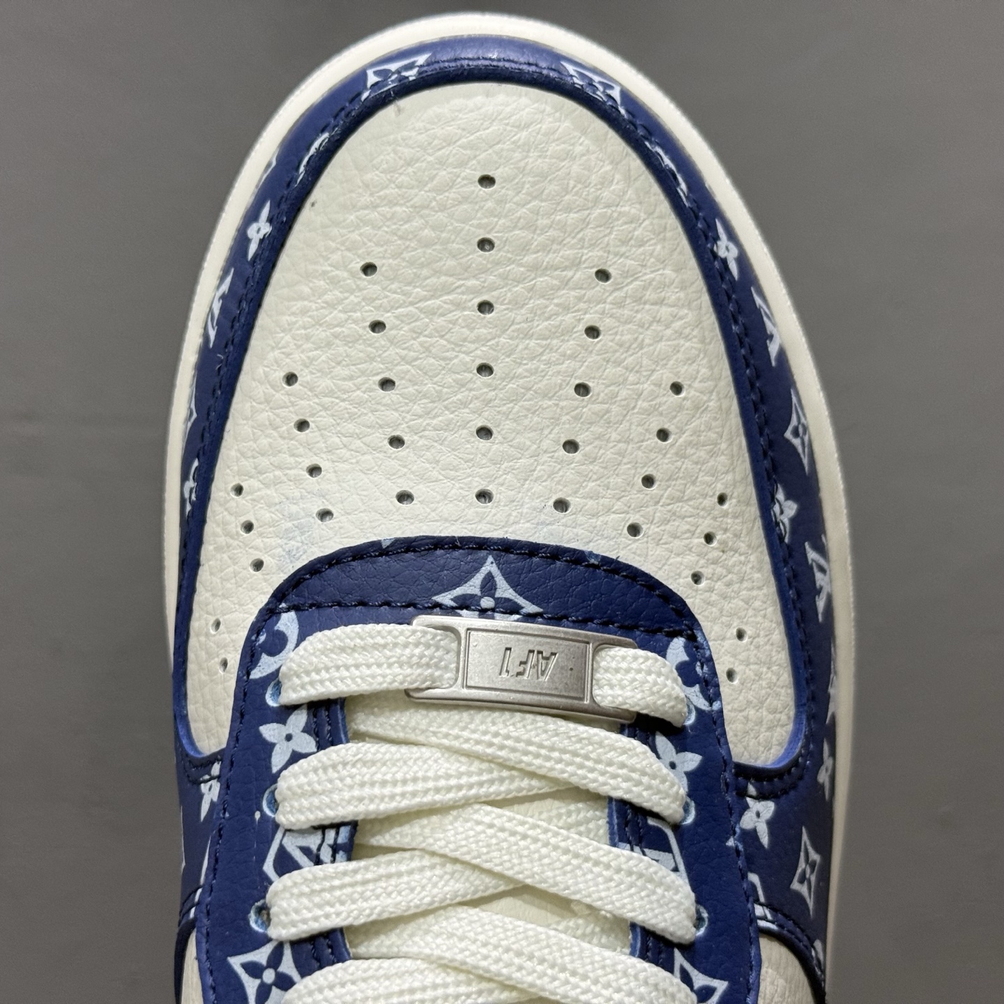 独家实拍Nike Air Force 1‘07 Low LV联名 白蓝小白勾 空军一号低帮休闲板鞋 LW9279-008