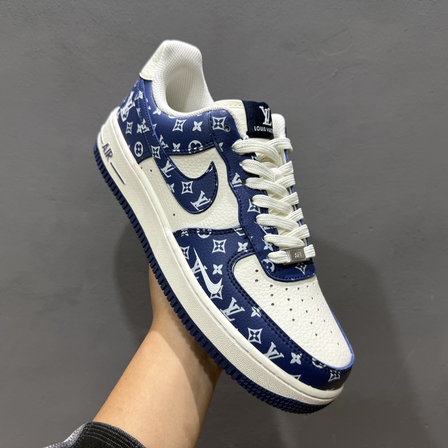 独家实拍Nike Air Force 1‘07 Low LV联名 白蓝小白勾 空军一号低帮休闲板鞋 LW9279-008
