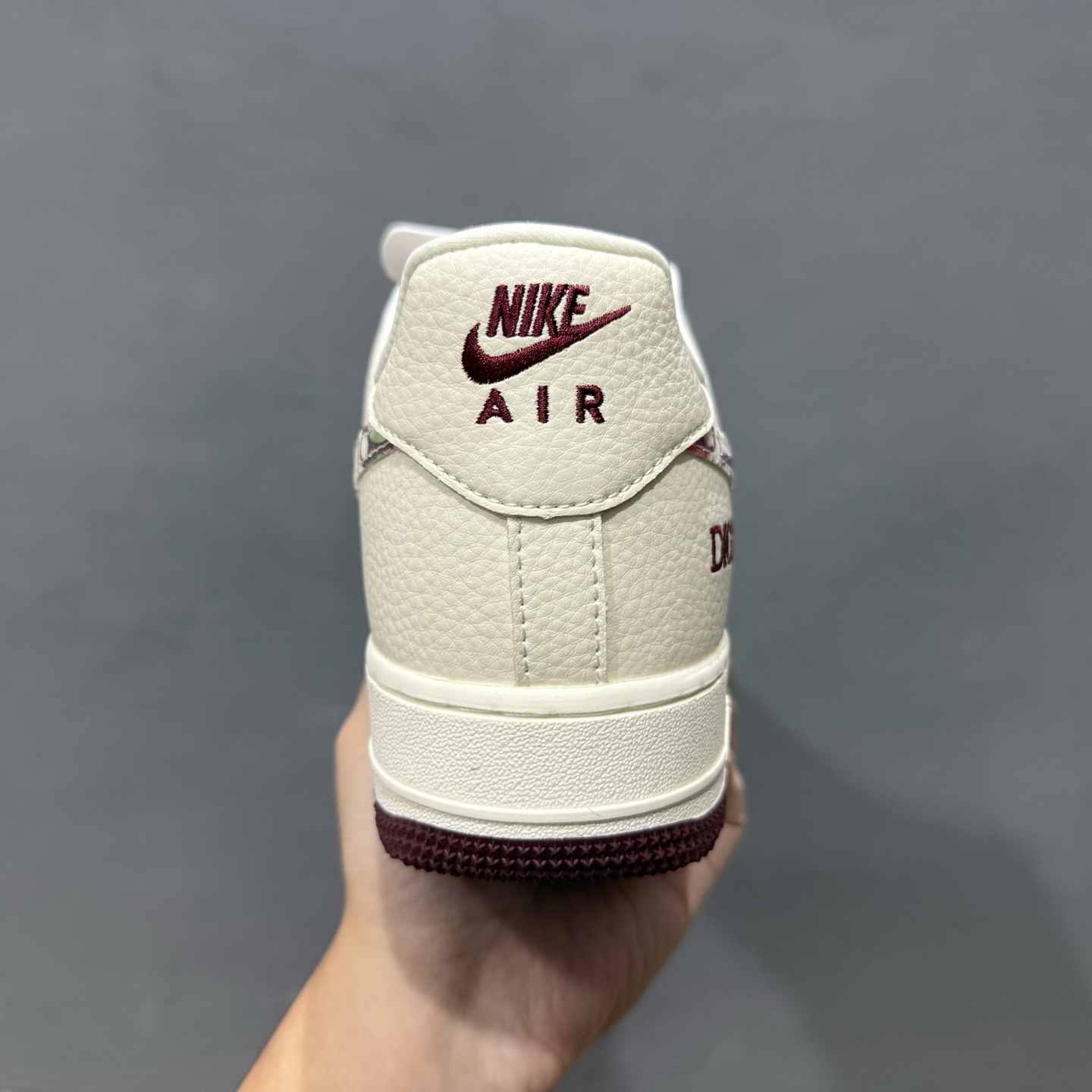 独家实拍Nike Air Force 1‘07 Low 迪奥联名 彩色插花 空军一号低帮休闲板鞋 DF0188-063