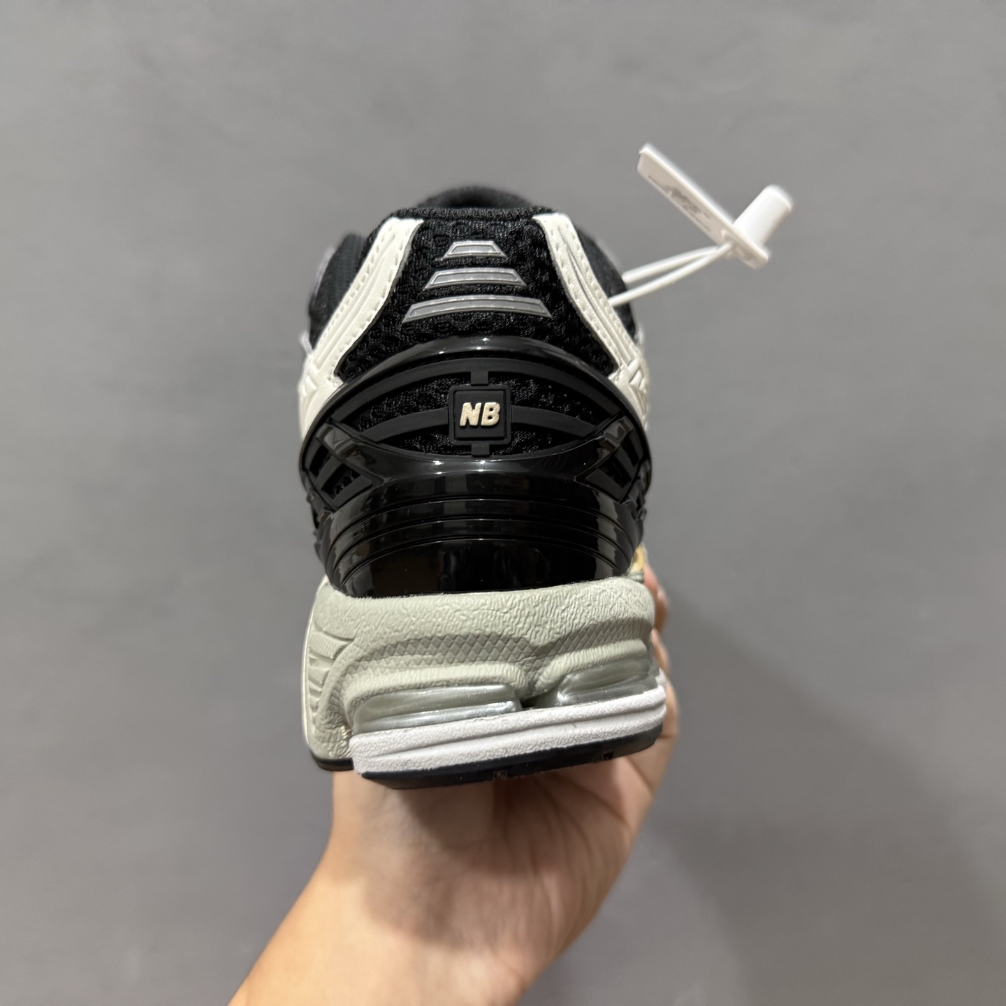 大厂出品 New Balance NB 1906U 黑米色 U1906NC