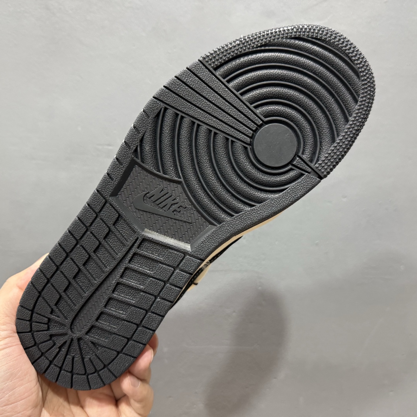 Travis Scott x Nike Air Jordan 1 Low x Stussy Air Jordan 1 Low 反转米黑小钩绑带倒钩 SJ0086-141