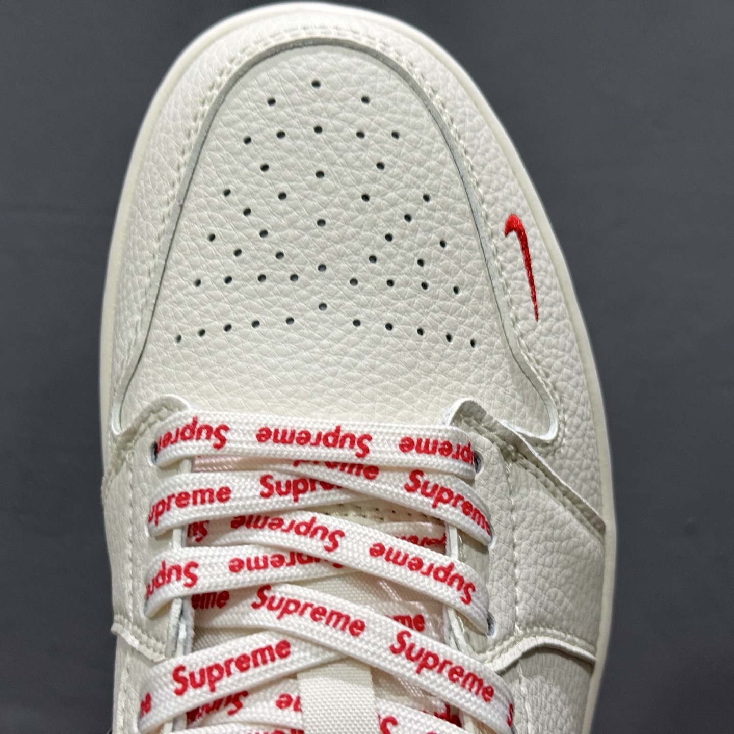 独家实拍Air Jordan 1 Low AJ1 乔1 Supreme联名 米白水晶底 高端定制低帮复古篮球鞋 XX3168-186