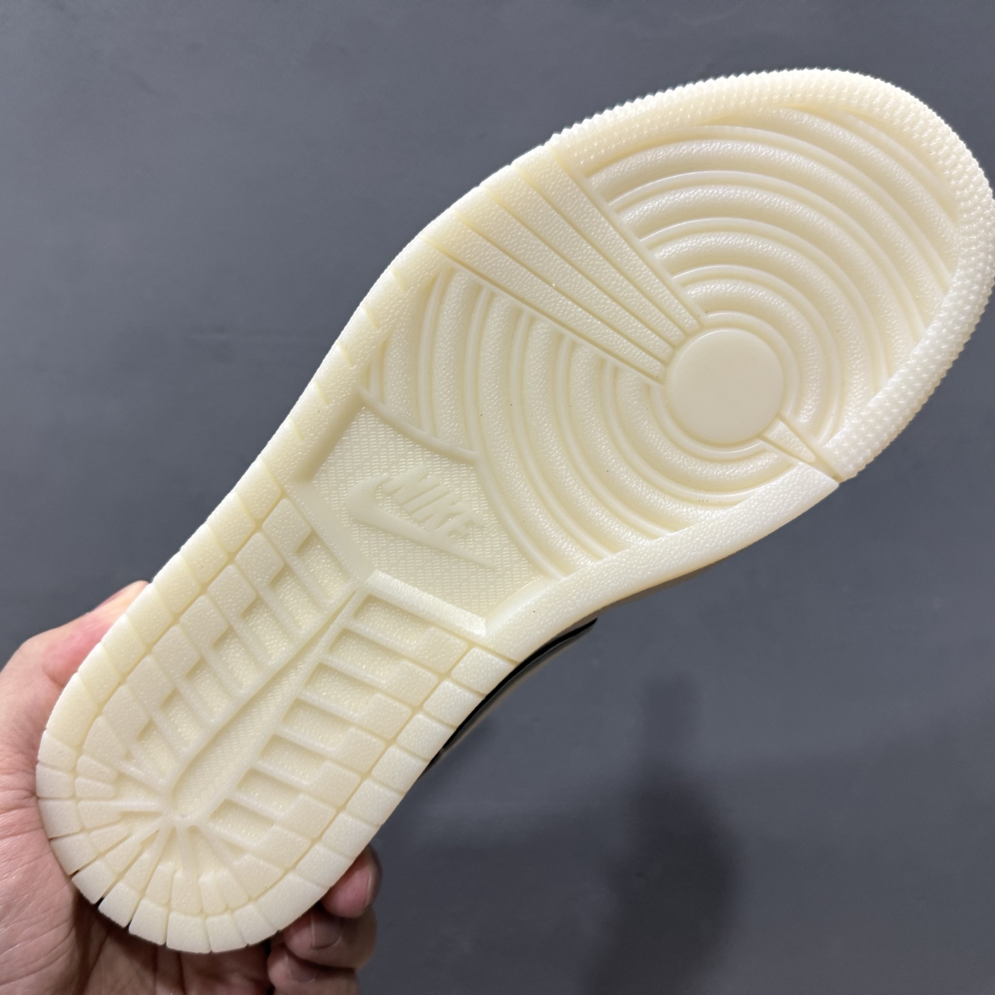 独家实拍Air Jordan 1 Low AJ1 乔1 Supreme联名 米白水晶底 高端定制低帮复古篮球鞋 XX3168-186