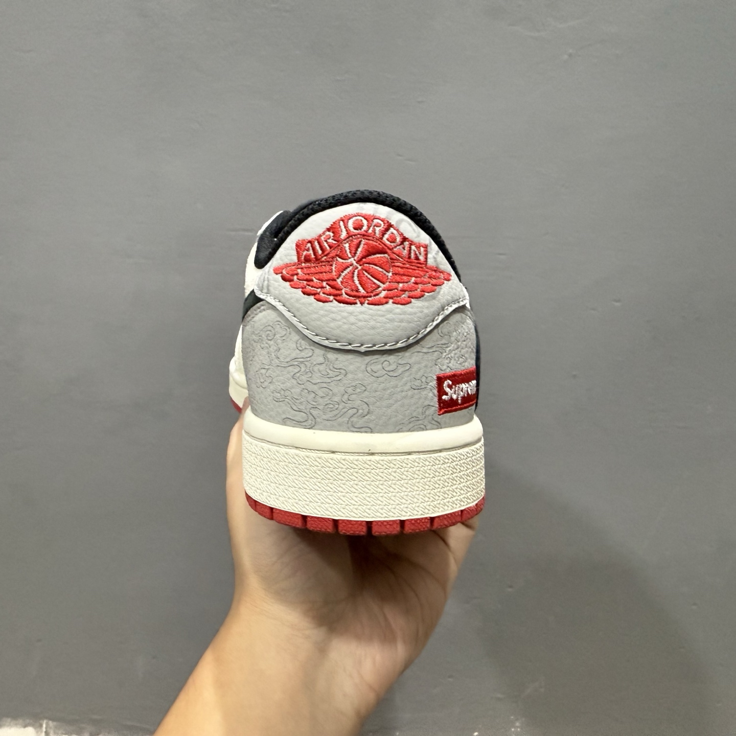 Travis Scott x Fragment Design x Jordan Air Jordan 1 Low OG SP “Supreme联名——祥云新年红” DM7866-078