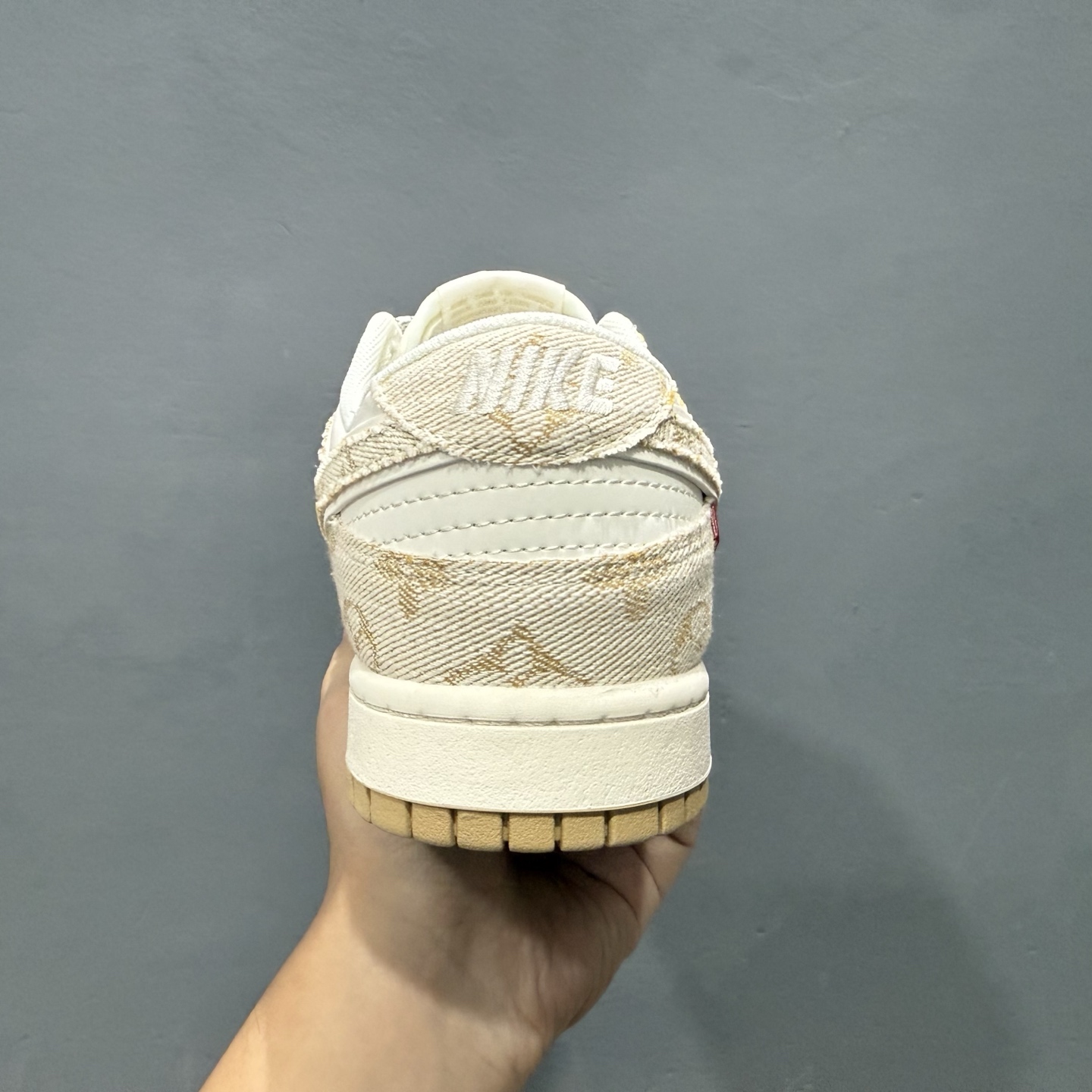 独家实拍Nike SB Dunk Low LV联名 织布印花卡其勾 周年高端定制 低帮休闲板鞋 YX5066-352
