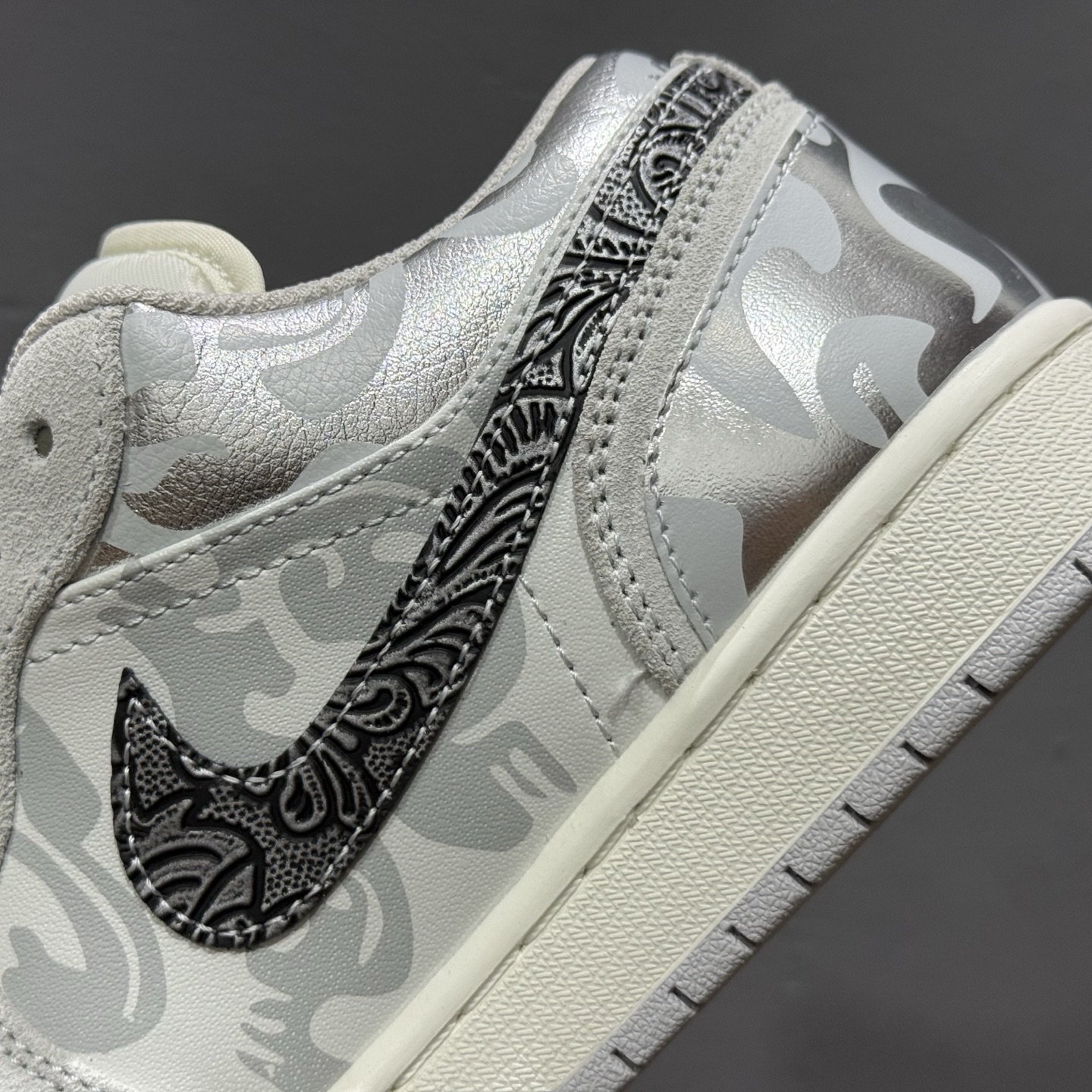 Air Jordan 1 Low AJ1 乔1 熊猫恶作剧 CNY 游龙则灵 臻于至善 低帮休闲板鞋 HF1567-200