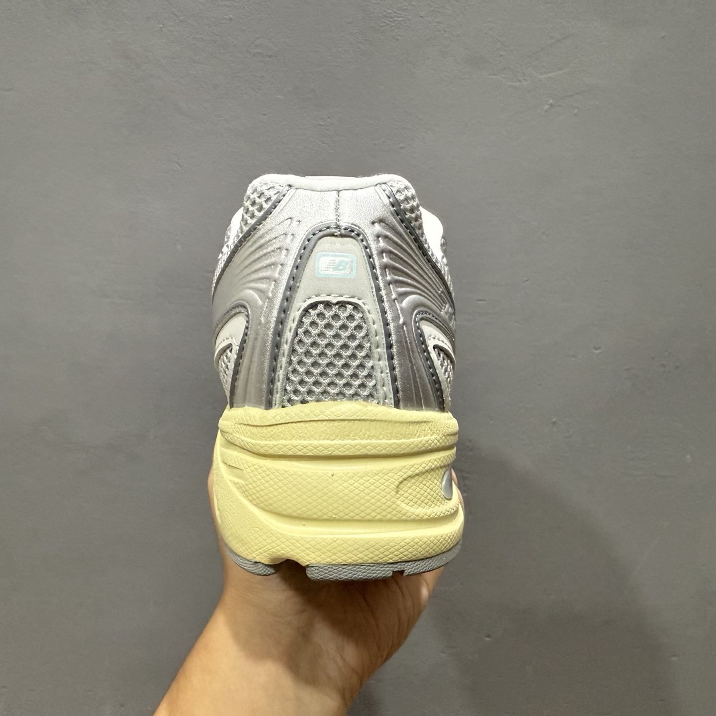 K版 New Balance 740 复古跑鞋 小红书爆款 U740AR2