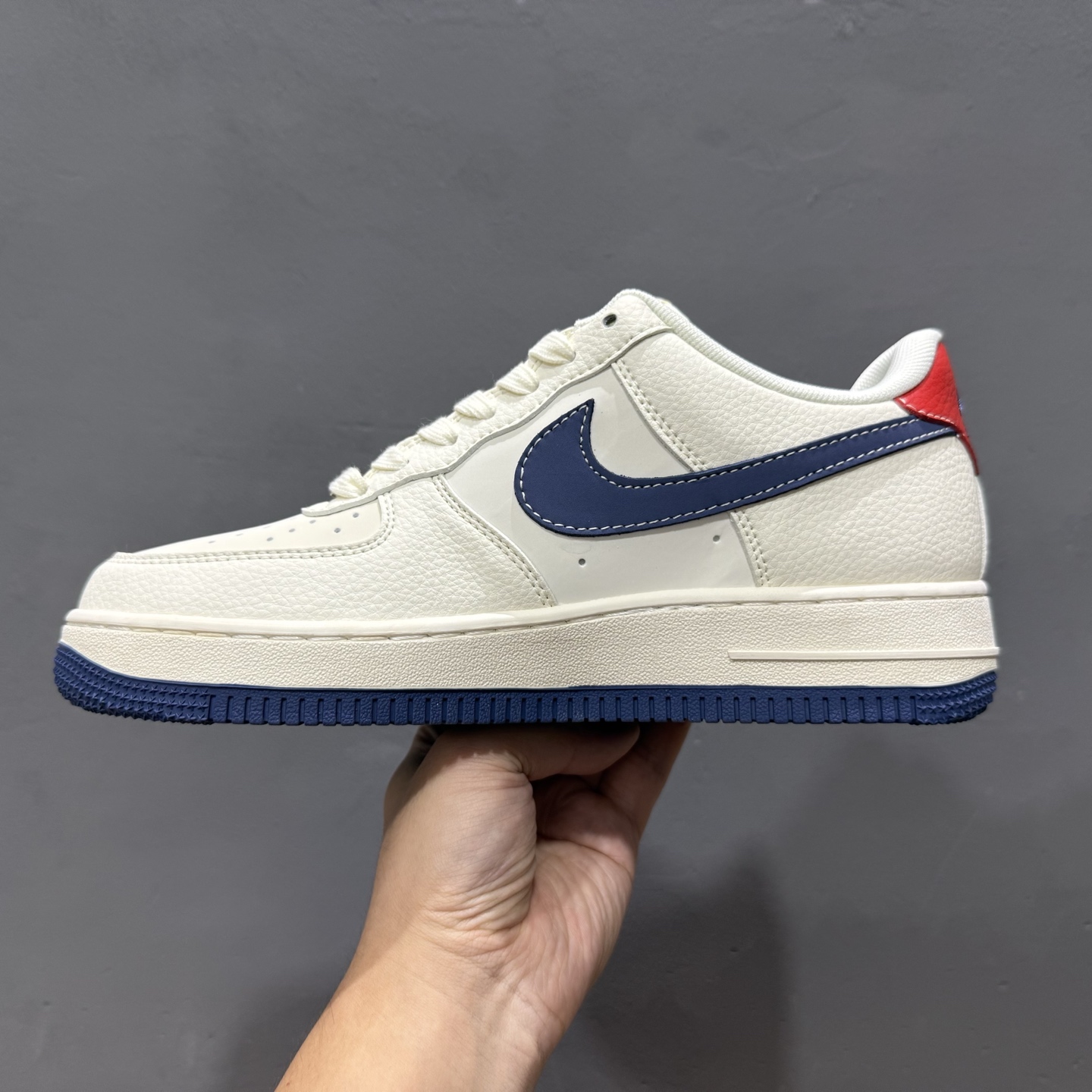 Nike Air Force 1'07 斯图西 联名 米白蓝 JJ2508-716
