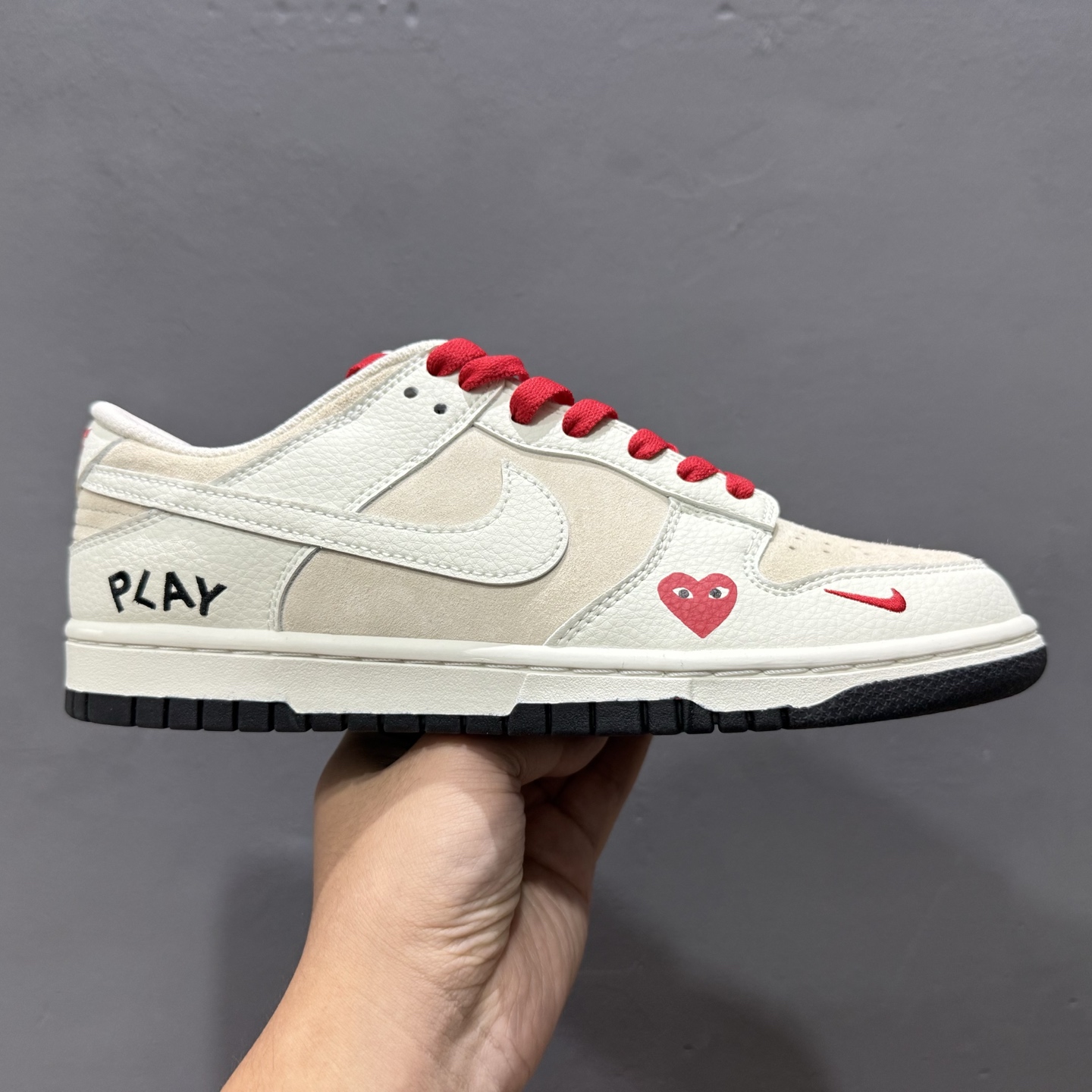 Nk SB Dunk Low 川久保玲联名 爱心米白 周年高端定制 低帮休闲板鞋 DJ2024-052