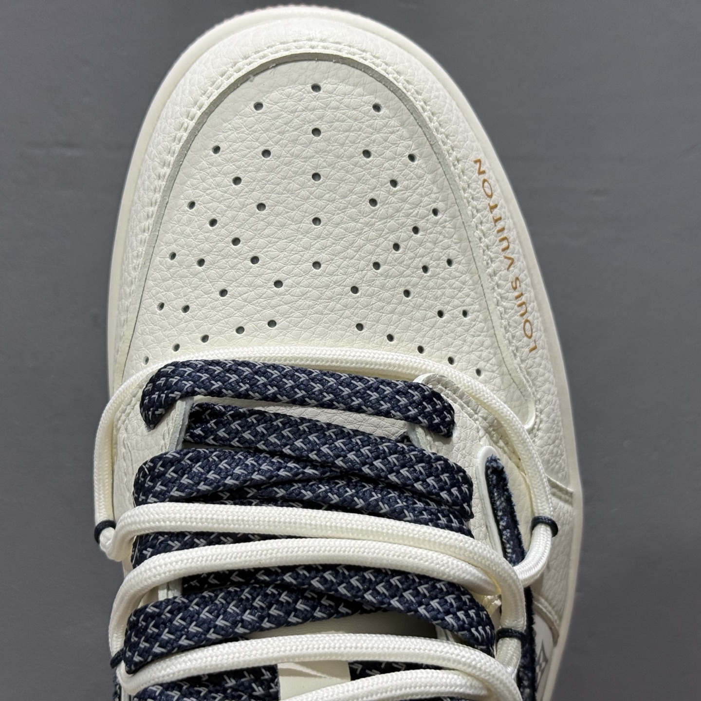 Travis Scott x Fragment Design x Air Jordan 1 Low OG SP AJ1 LV联名 生胶底抽绳 低帮文化休闲板鞋 DM6868-110