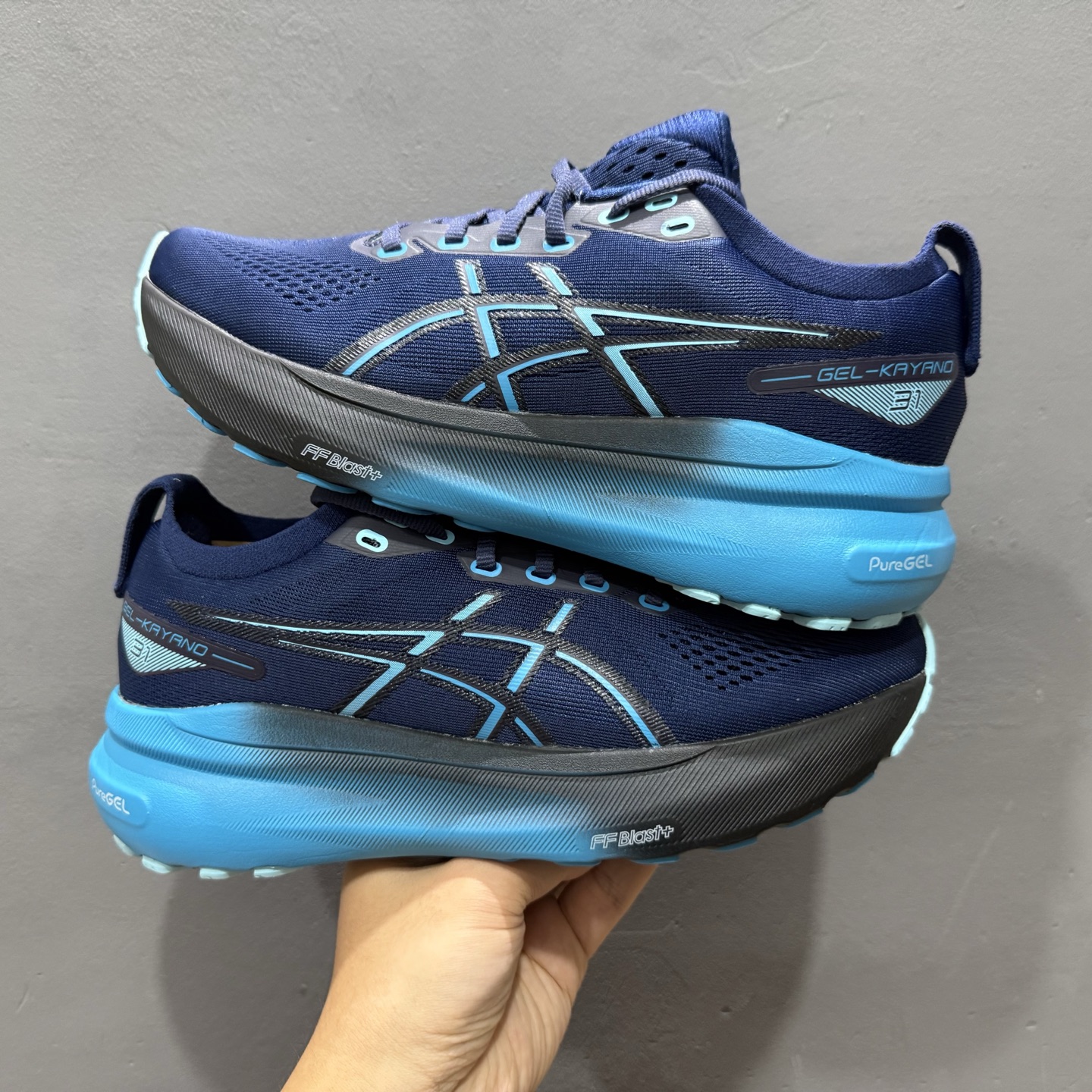 Asics Gel-Kayano 31 亚瑟士系列复古舒适织物休闲跑步鞋 1011B929-750
