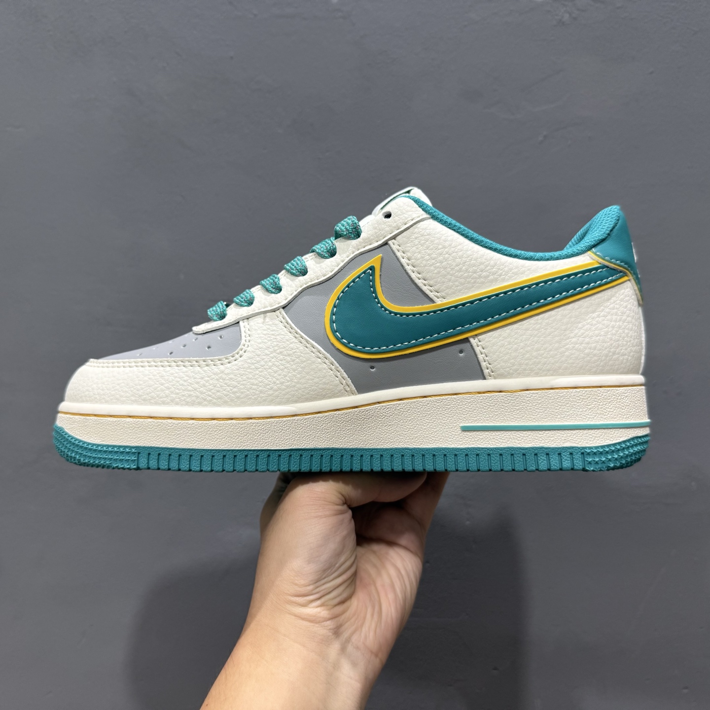 Nike Air Force 1 ‘07 Low 小米联名 海湾蓝 空军一号低帮休闲板鞋 SS1168-208