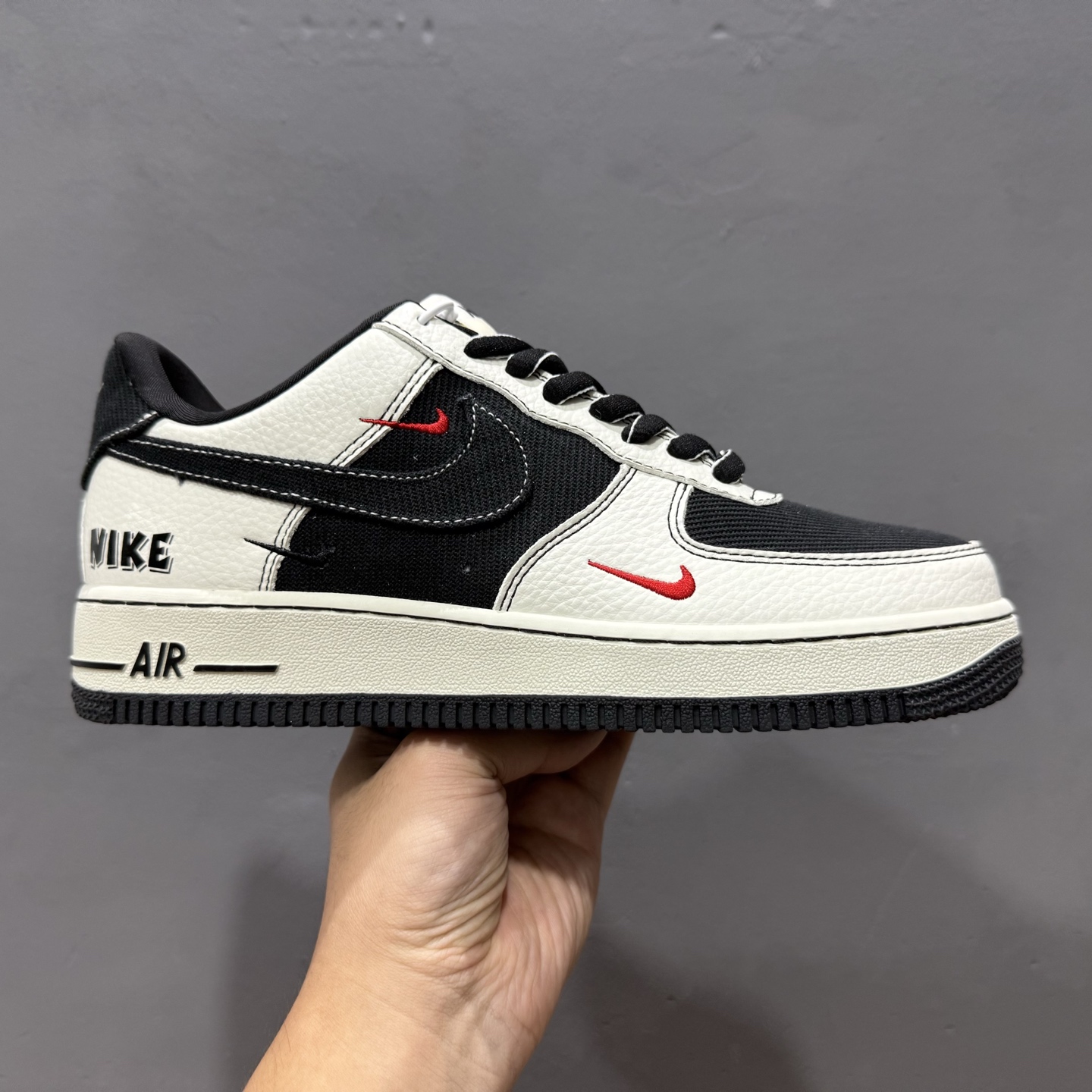 SC版 Nike Air Force 1’07 Low 黑白三小勾 空军一号低帮休闲板鞋 SC9207-537