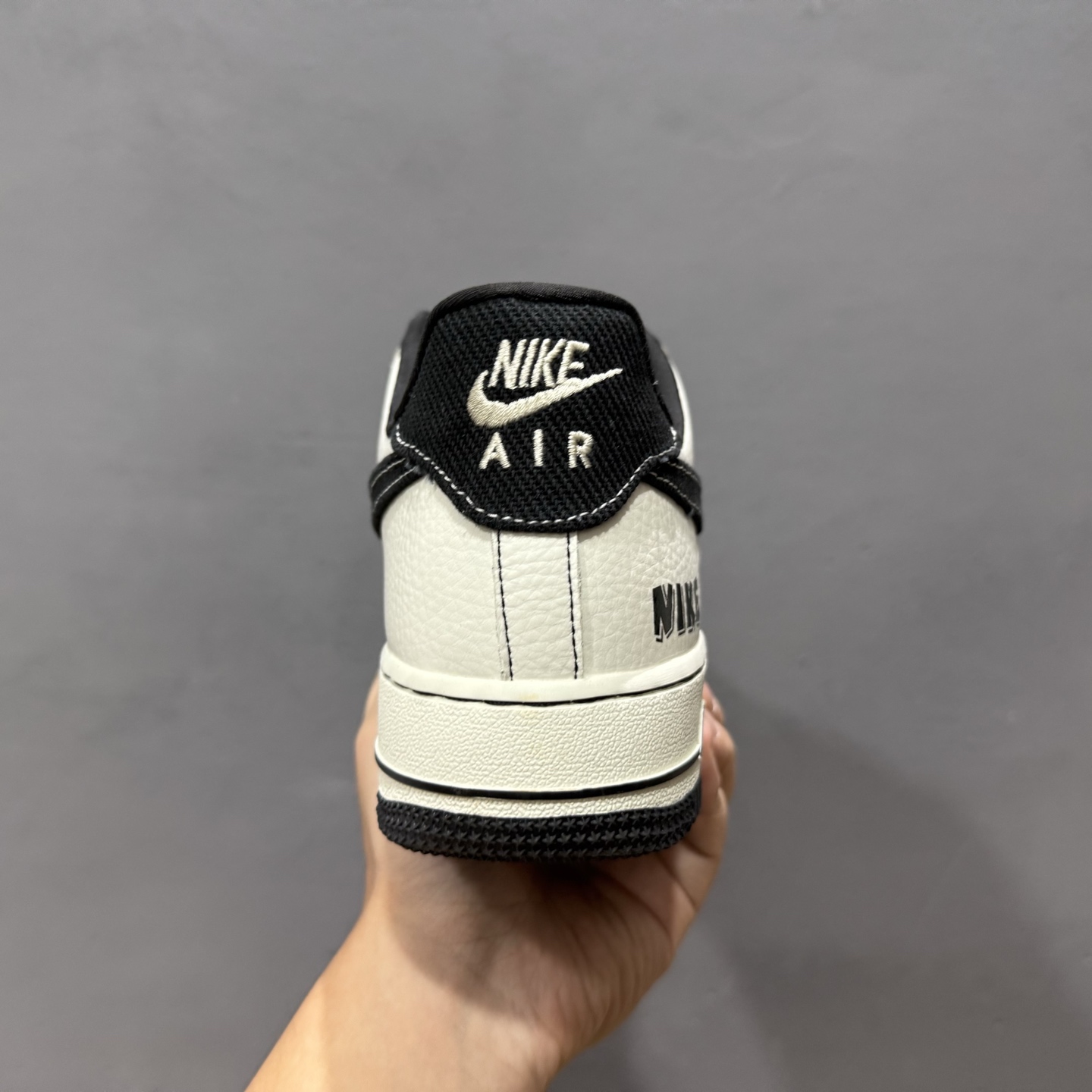 SC版 Nike Air Force 1'07 Low 黑白三小勾 空军一号低帮休闲板鞋 SC9207-537