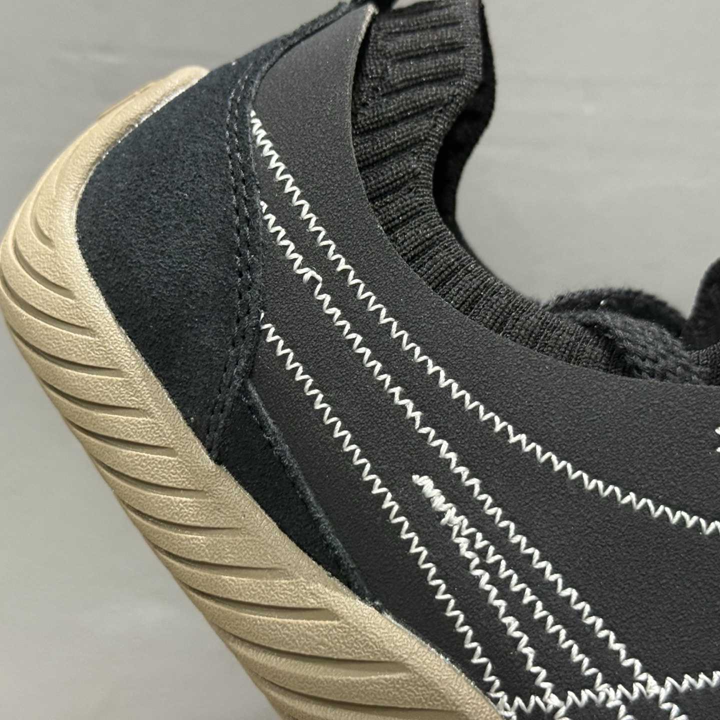 Onitsuka Tiger鬼冢虎 Sclaw 黑生胶 低帮生活休闲袜子鞋 1183B969-001