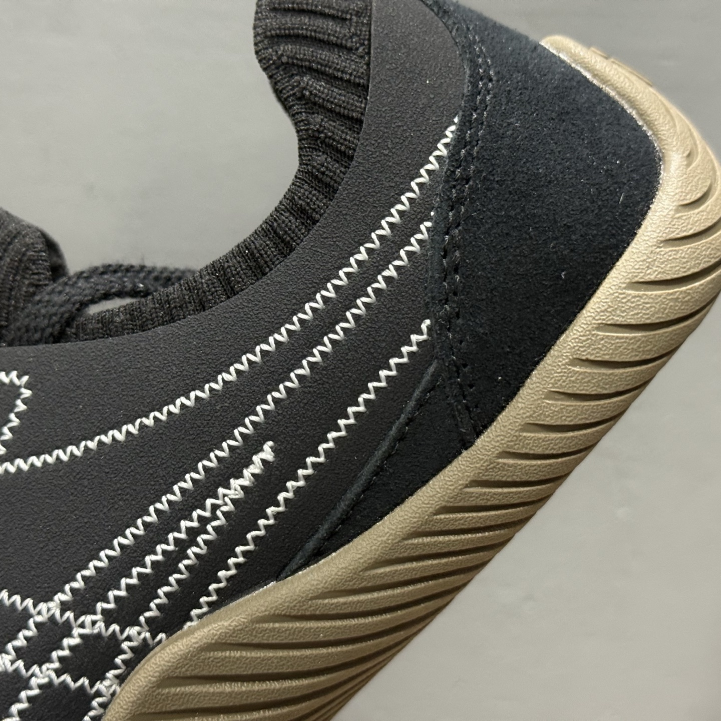 Onitsuka Tiger鬼冢虎 Sclaw 黑生胶 低帮生活休闲袜子鞋 1183B969-001