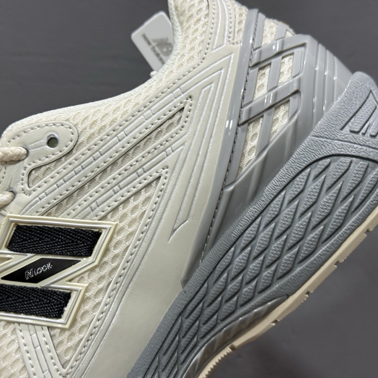 大厂出品 New Balance NB 1906R Cordura 棕褐色 U1906ROC