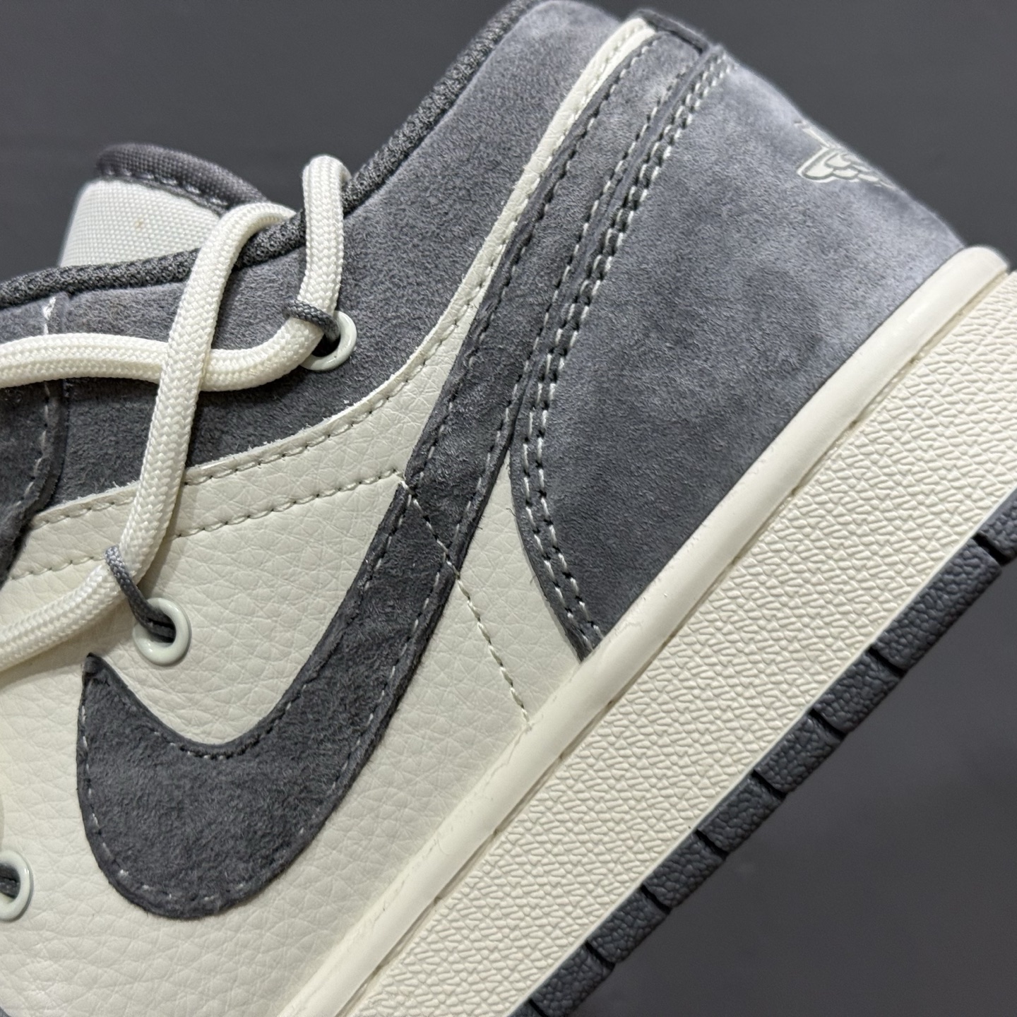 Fragment x TS x Air Jordan 1 Low x 暴力熊 解构绑带 三方联名倒钩低帮 SJ9950-018