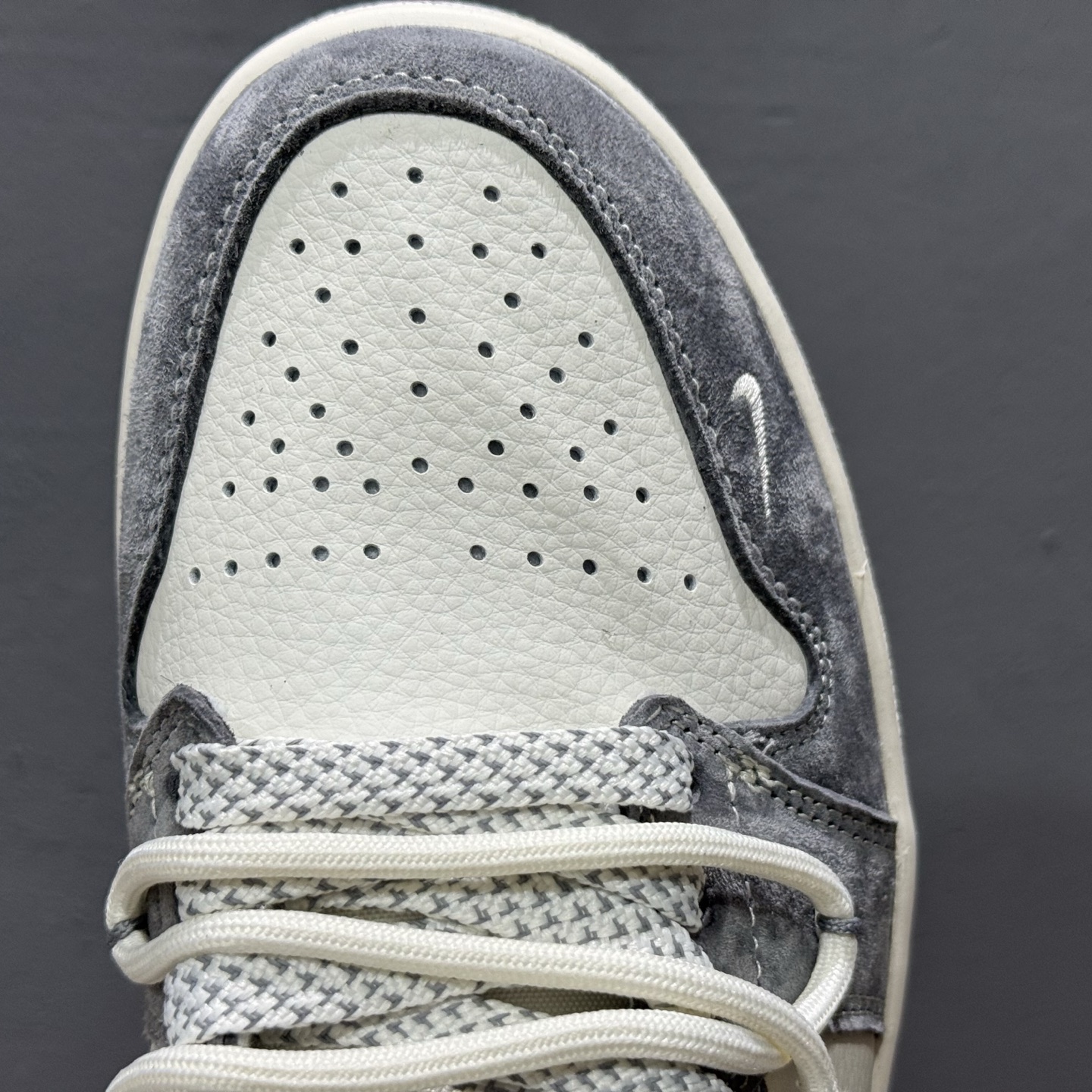 Fragment x TS x Air Jordan 1 Low x 暴力熊 解构绑带 三方联名倒钩低帮 SJ9950-018
