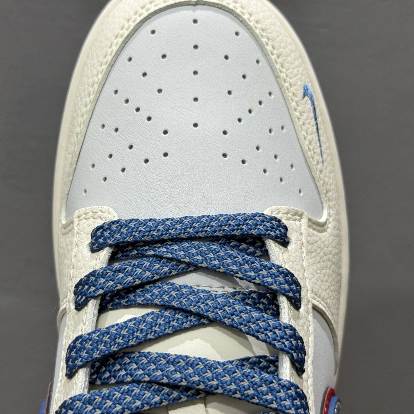Nike SB Dunk Low 问界M9蓝彩勾 周年高端定制 低帮休闲板鞋 FC1688-235