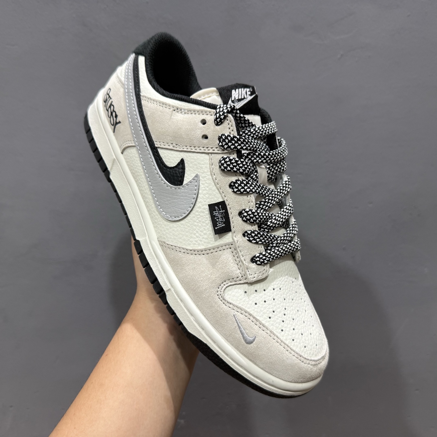Nk SB Dunk Low 北面联名 米灰双勾双色 低帮休闲板鞋 DJ2024-067
