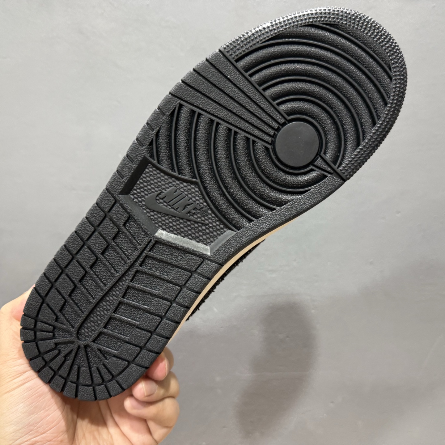 Levis x Jordan 1 Low 牛仔灰 LE2436-137