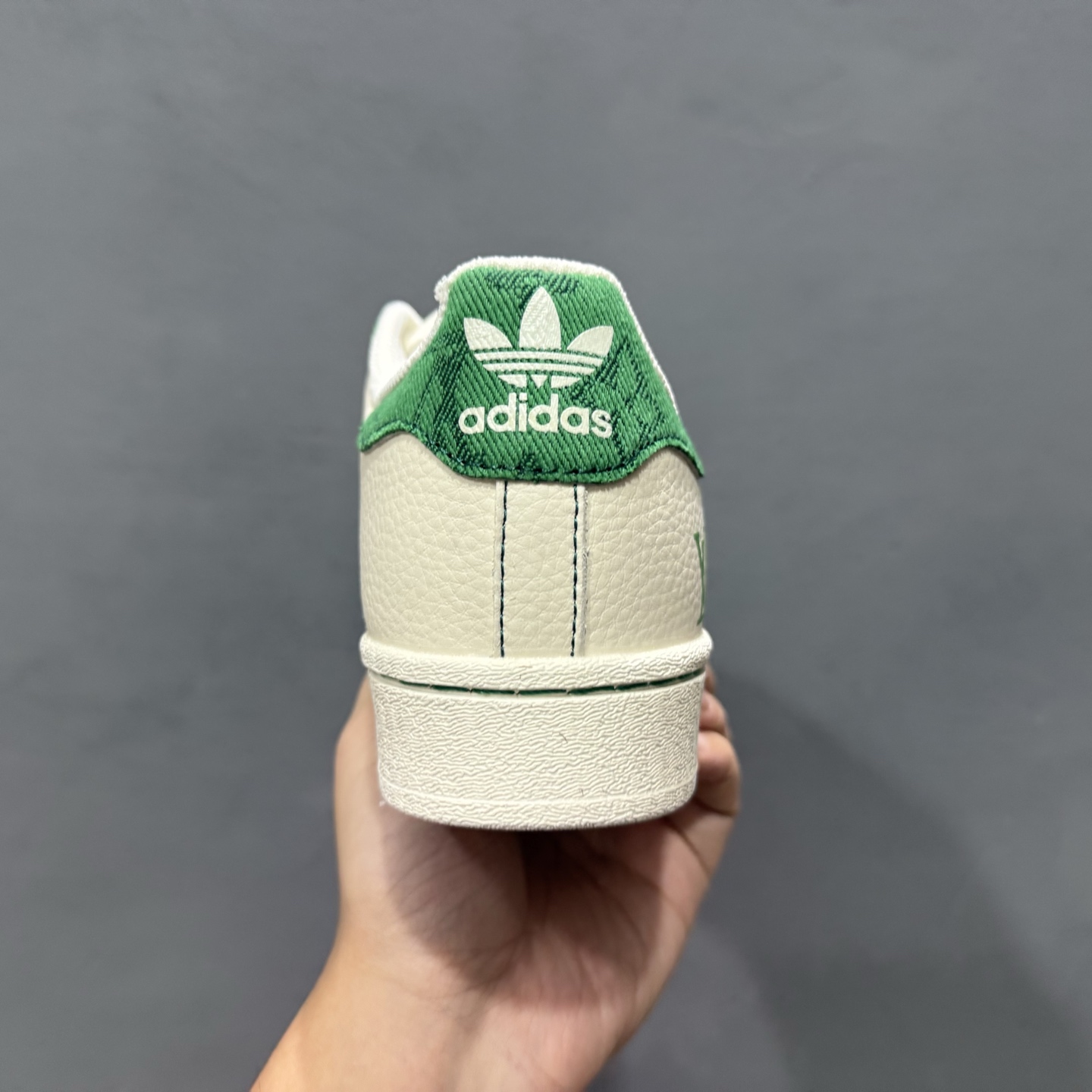 C版 Adidas Originals Superstar 联名款 经典贝壳头 XS0017