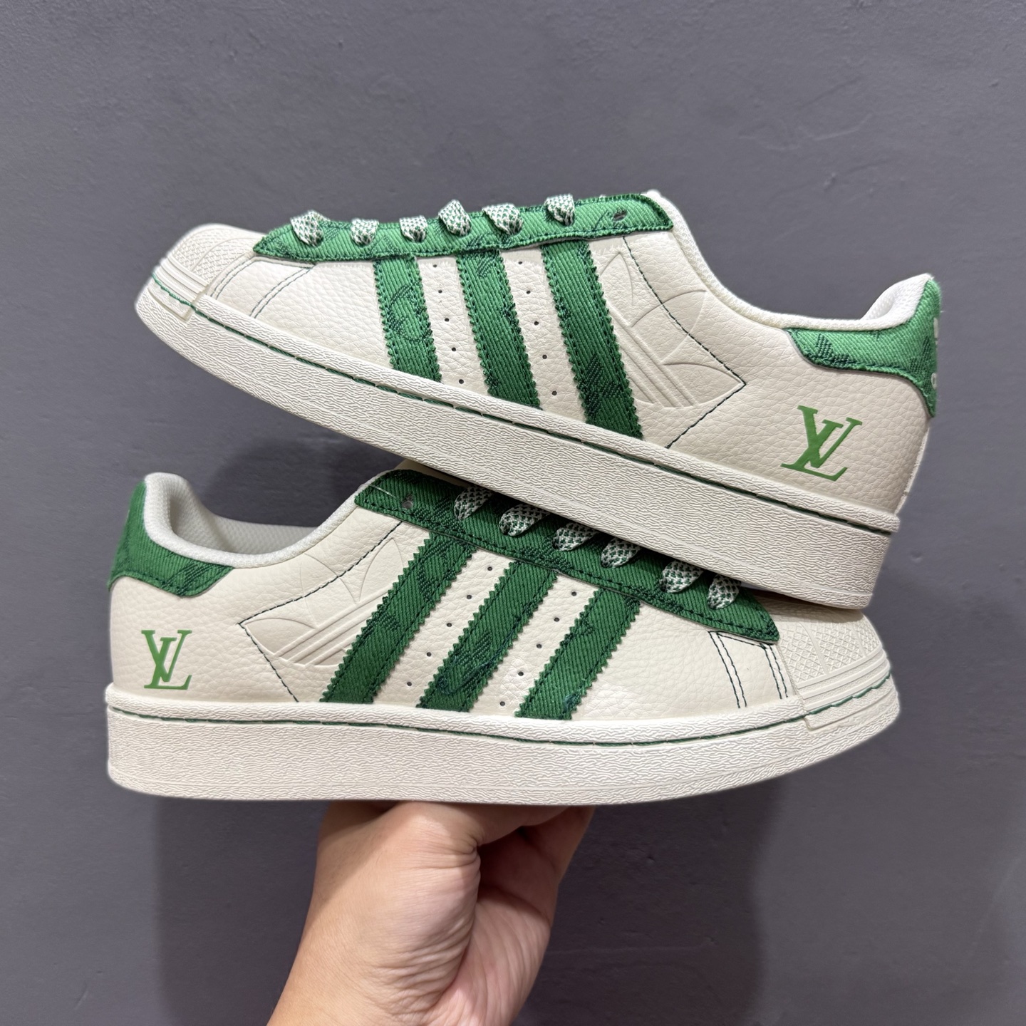 C版 Adidas Originals Superstar 联名款 经典贝壳头 XS0017