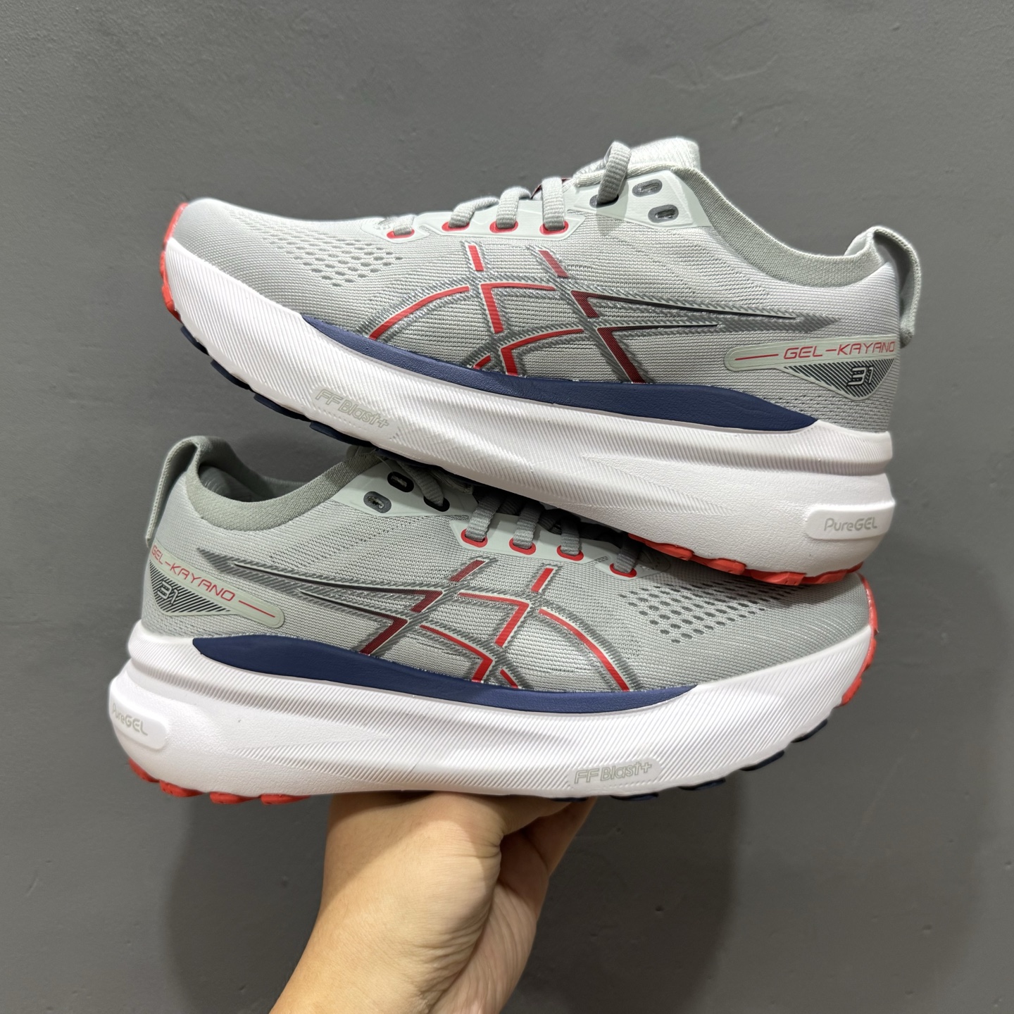 C版 亚瑟士ASICS GEL - KAYANO 31系列轻量缓震休闲运动跑步鞋 1011B867-008