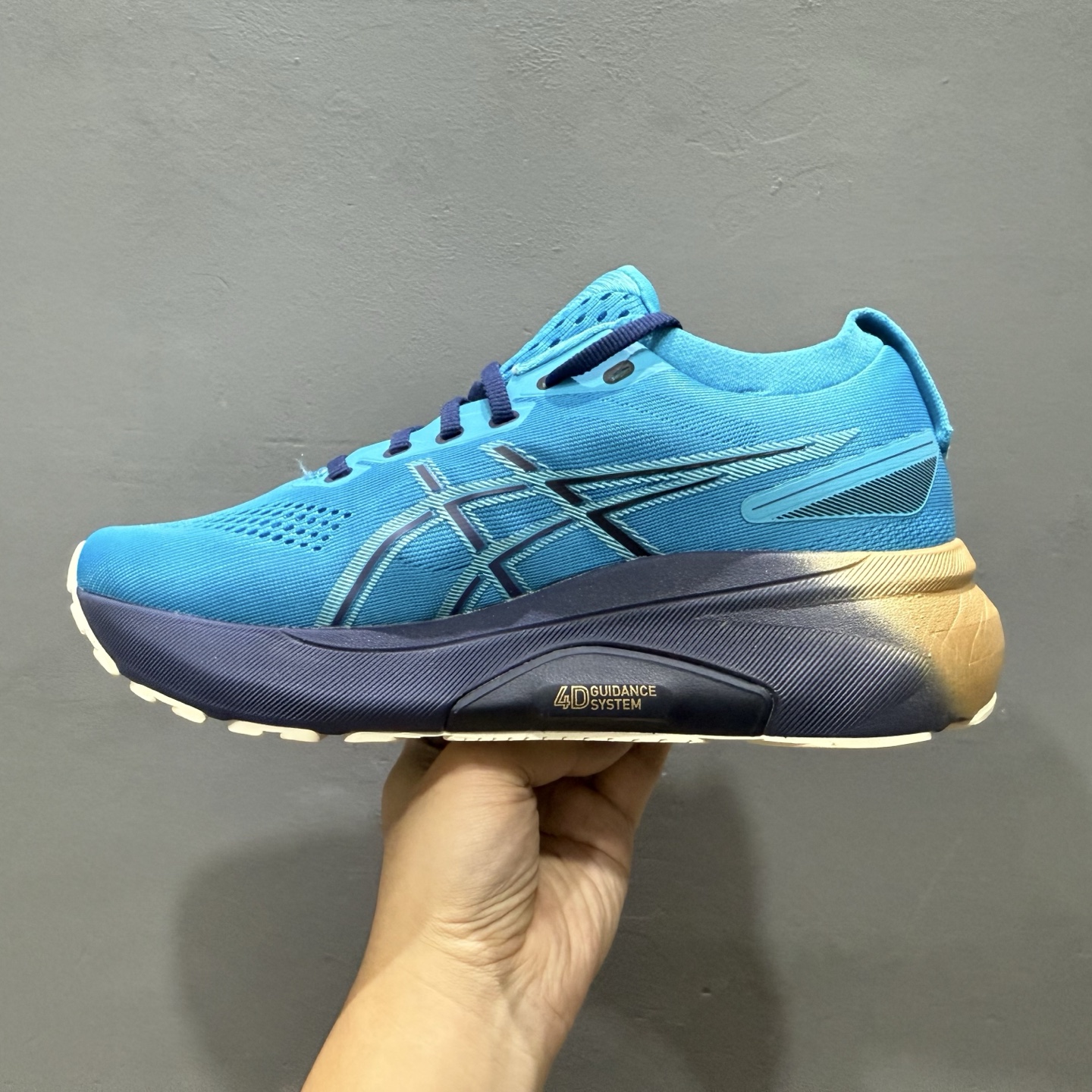 亚瑟士ASICS GEL - KAYANO 31系列轻量缓震休闲运动跑步鞋 1011B867-008