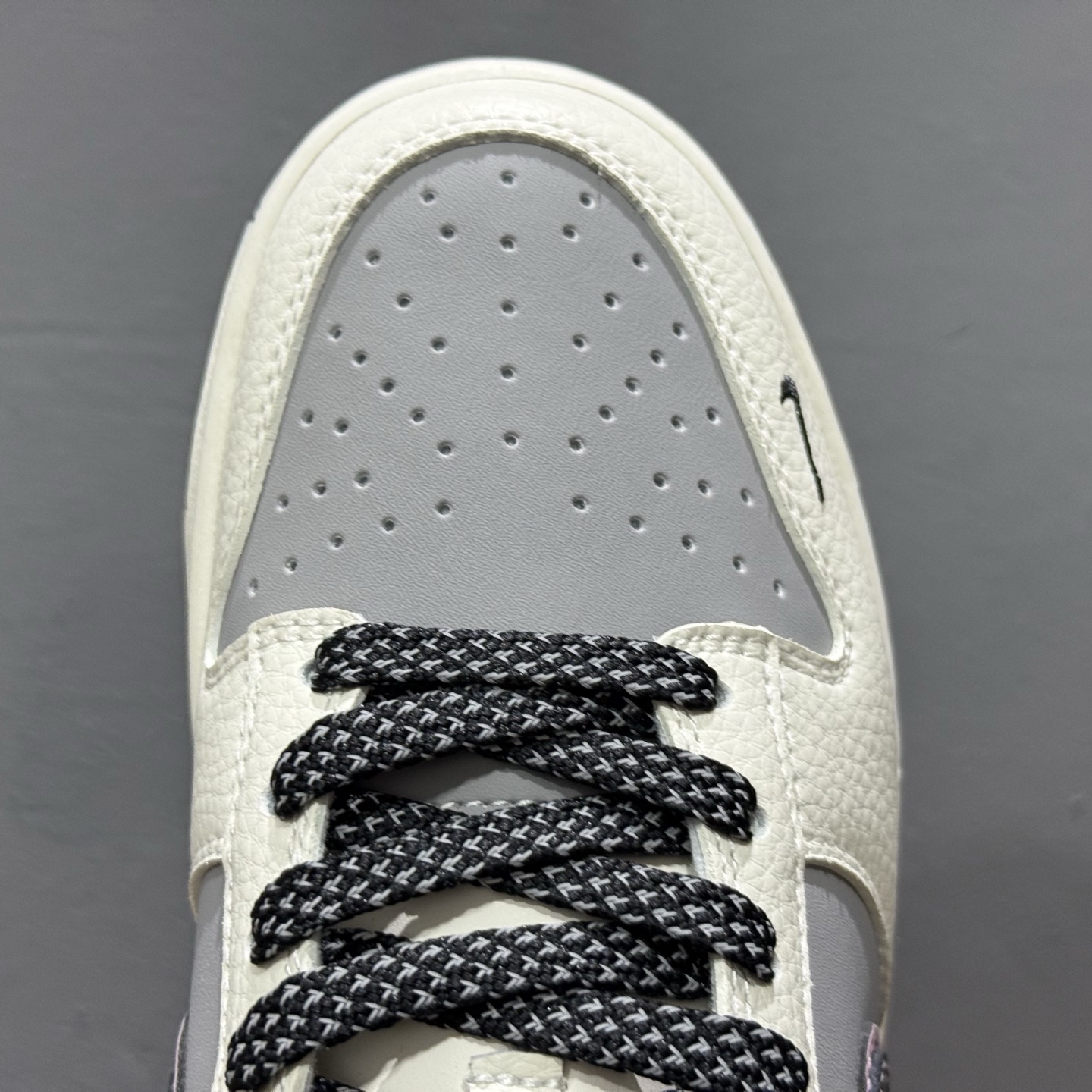 NIKE SB Dunk Low 小米su7 XX3168-169