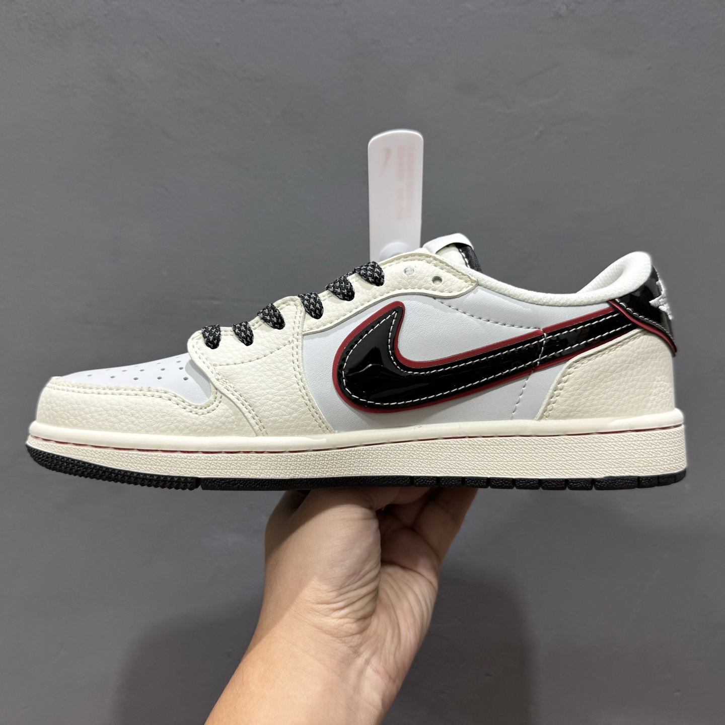 Nike Air Jordan 1 Low 定制配色 问界联名定制AJ联名-高端定制 低帮复古文化板鞋 FC1688-238