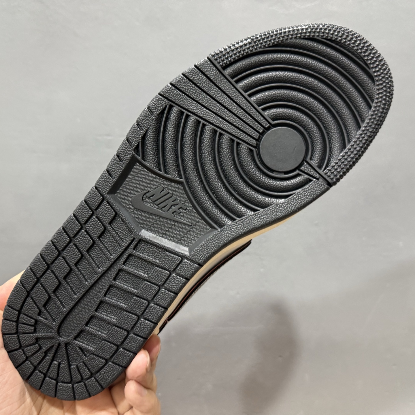 Nike Air Jordan 1 Low 定制配色 问界联名定制AJ联名-高端定制 低帮复古文化板鞋 FC1688-238