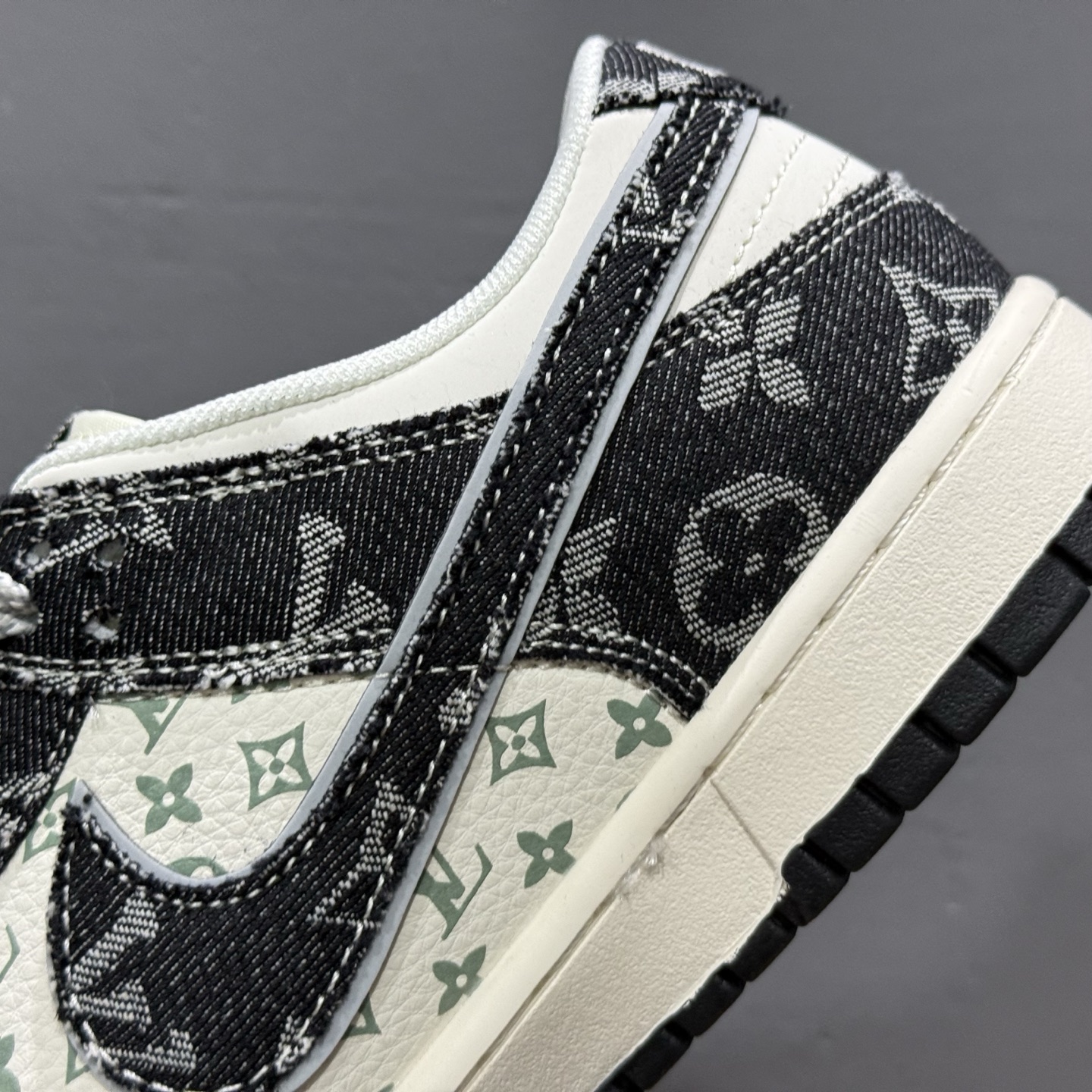Louis Vuitton x Nike Dunk Low黑牛仔黑勾 YX5066-351