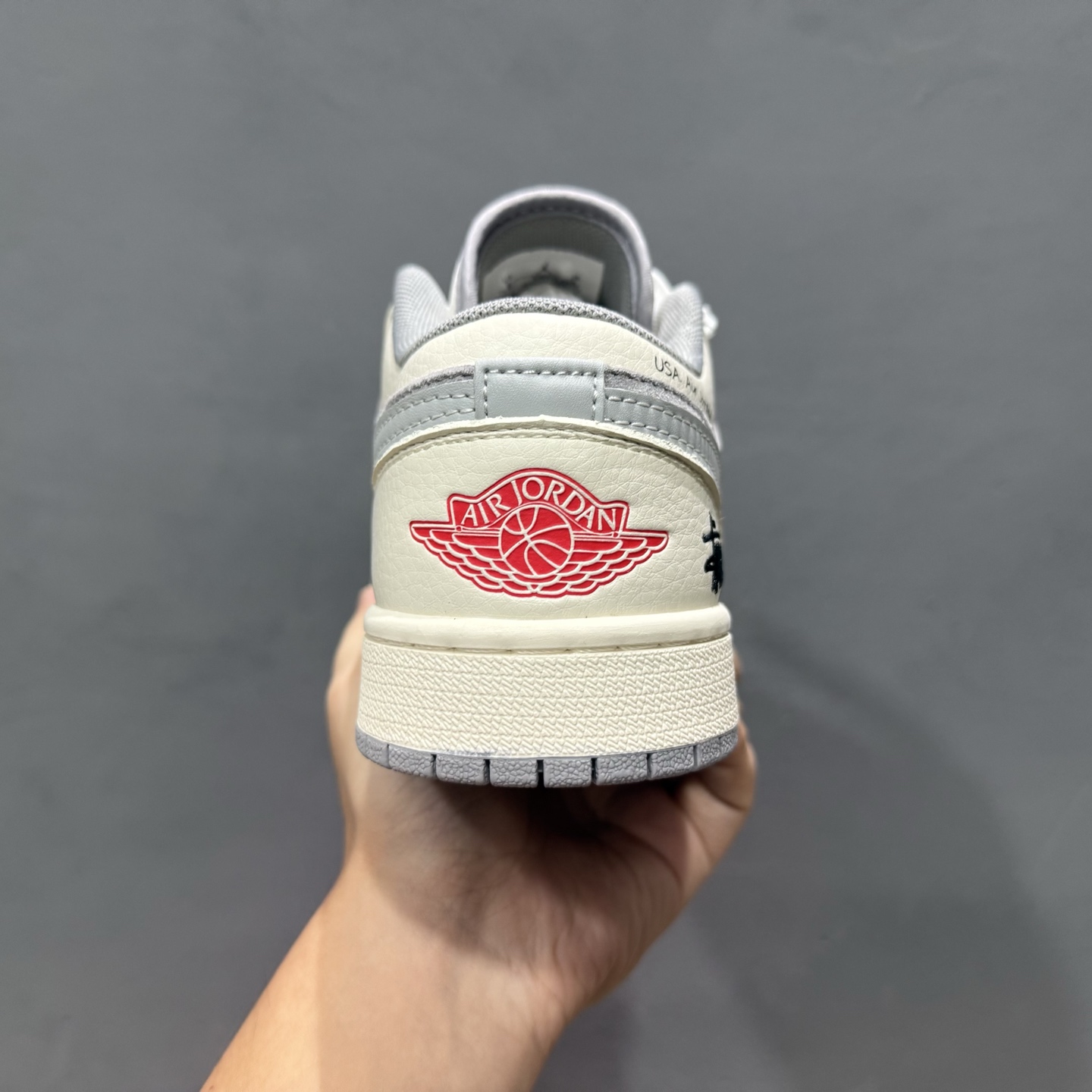 Fragment x TS x Air Jordan 1 Low x 暴力熊 解构绑带 三方联名倒钩低帮 SJ9950-044