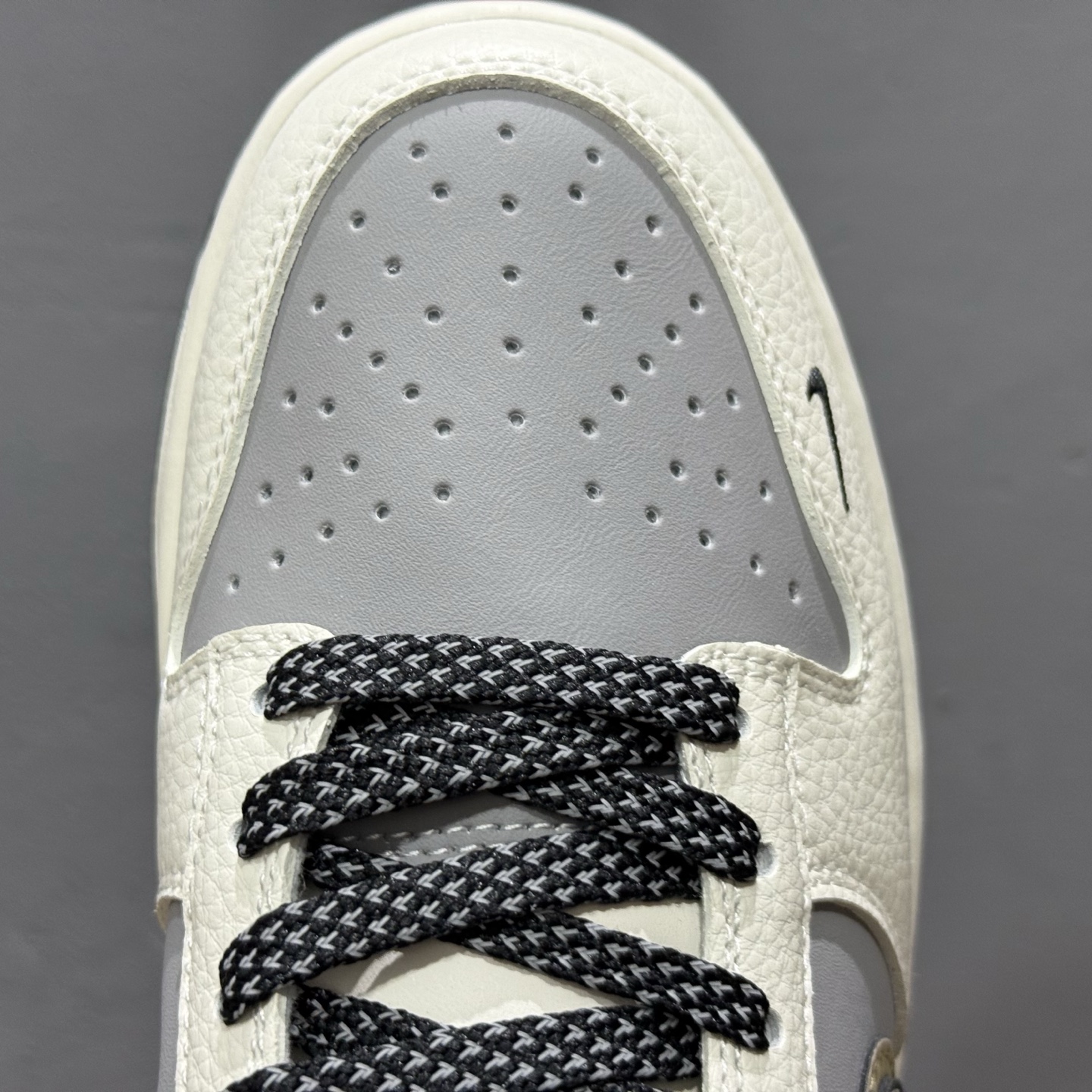 NIKE SB Dunk Low 小米su7 XX3168-169