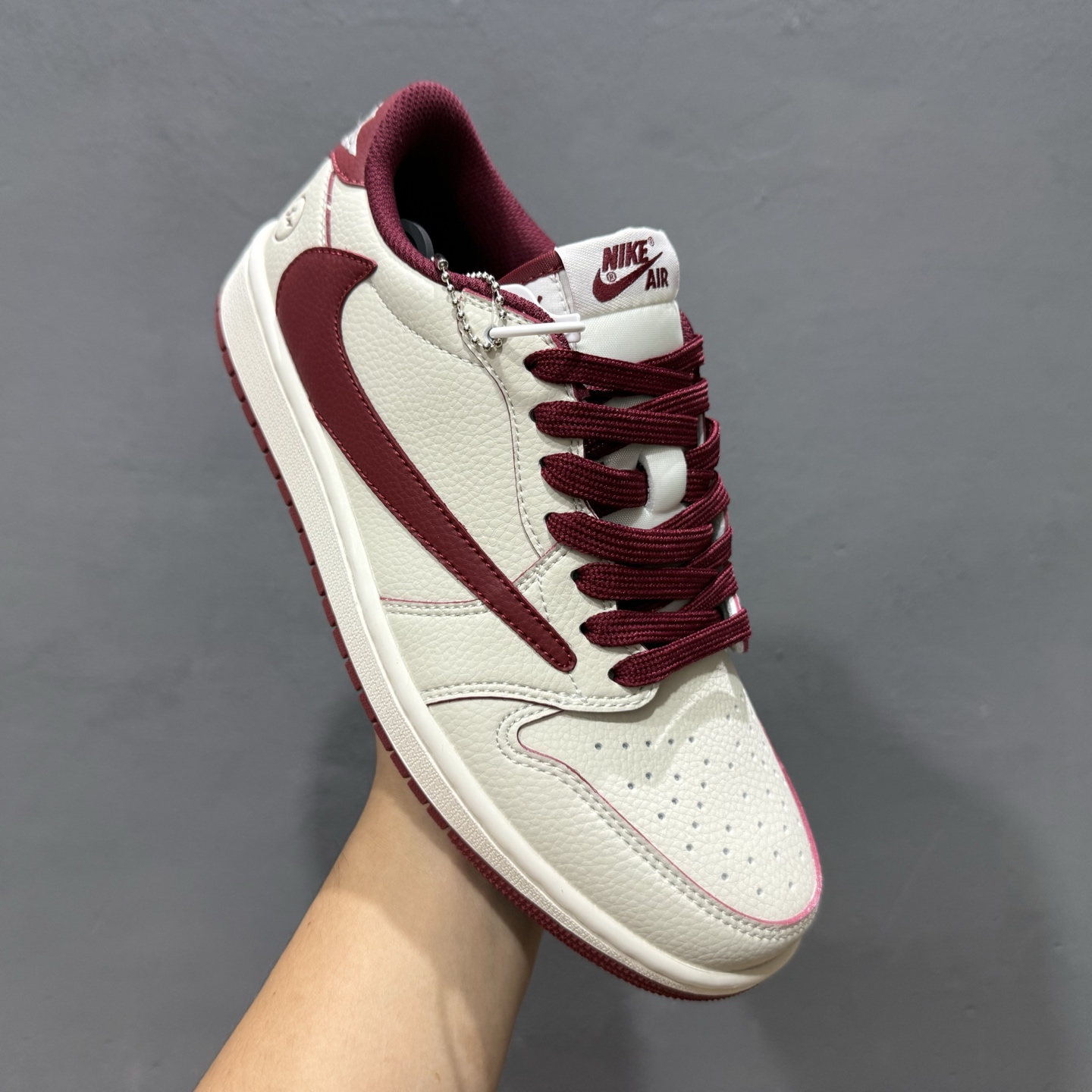 Fragment design x Jordan 1 Low 酒红 LK1099-066