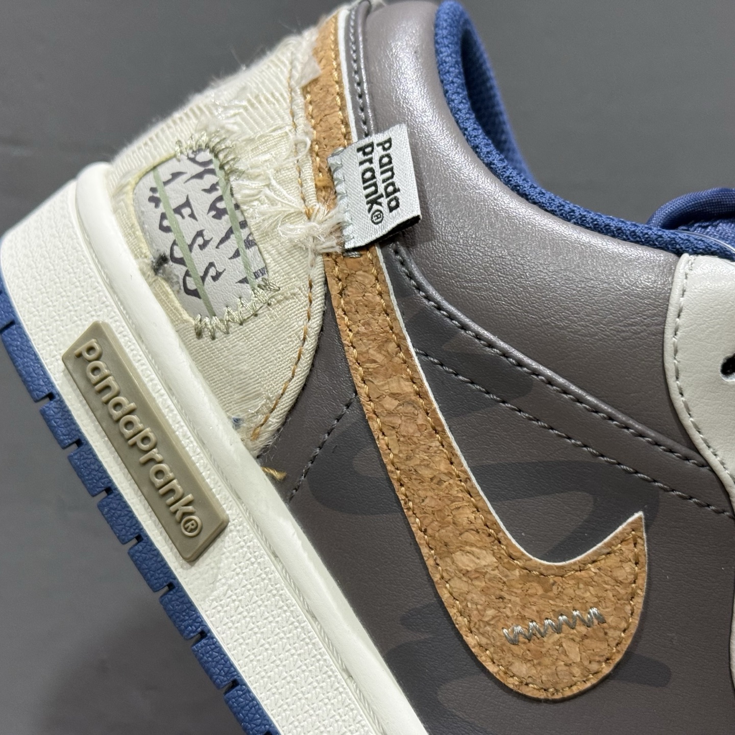 Nike Jordan Air Jordan 1 拓荒骑士 棕灰 553558-414