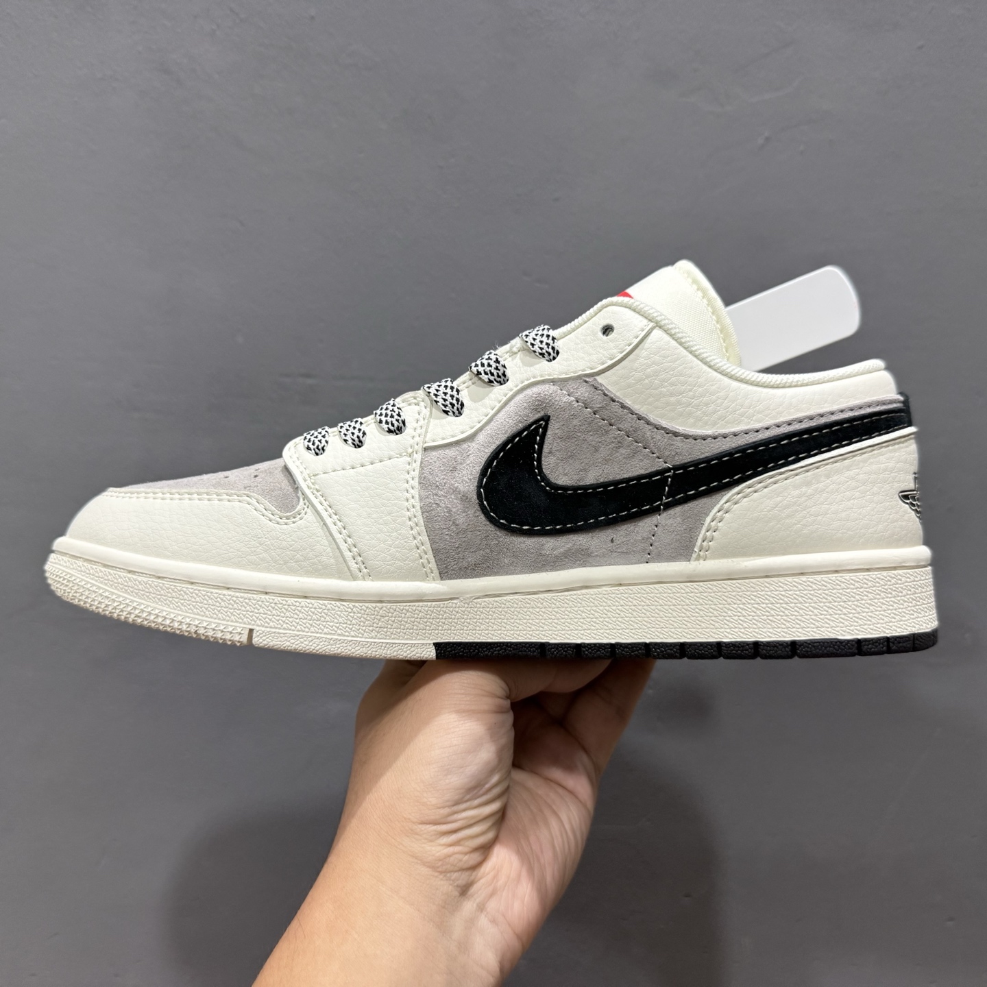 独家实拍Air Jordan 1 Low Supreme联名-双拼黑勾 高端定制 低帮复古篮球鞋 SJ9950-043