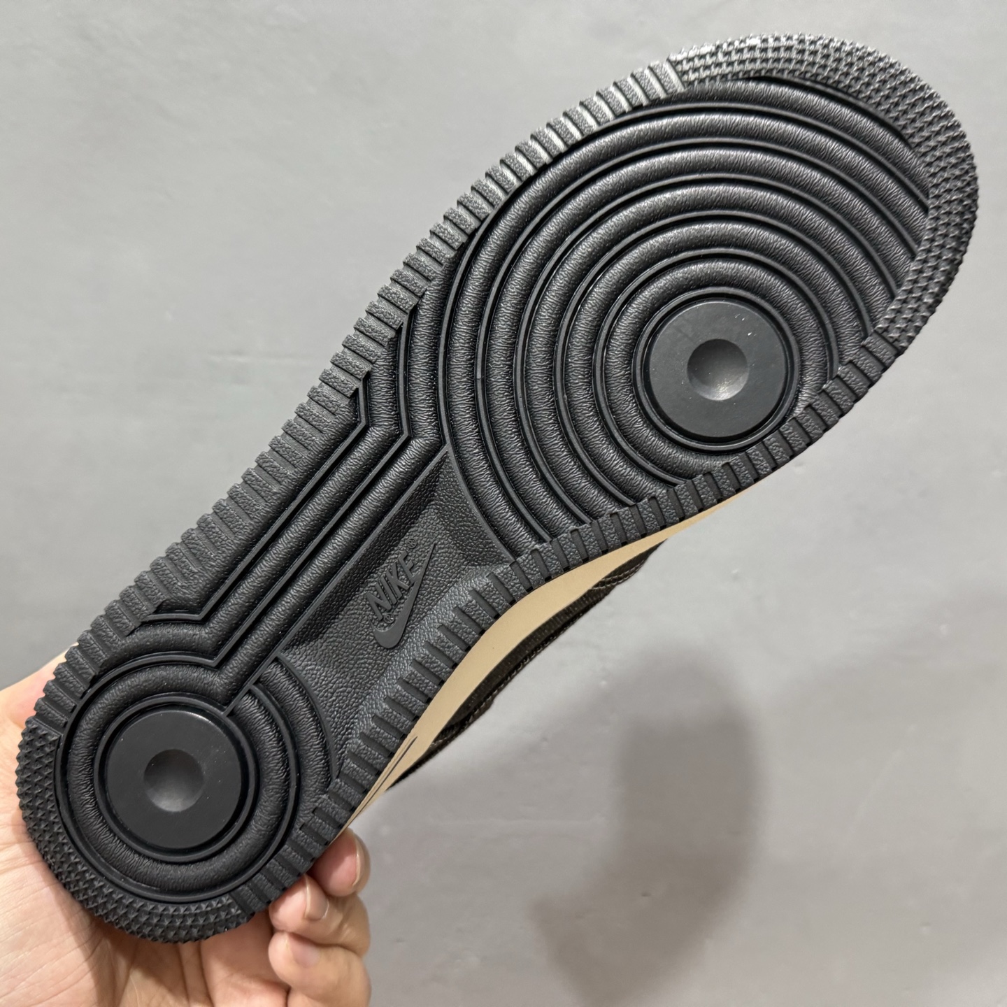 Nike Air Force 1'07 Low 斯图西联名 深灰织布 空军一号低帮休闲板鞋 LW9279-002 Nike Air Force 1'07 Low 斯图西联名 深灰织布 空军一号低帮休闲板鞋 LW9279-002