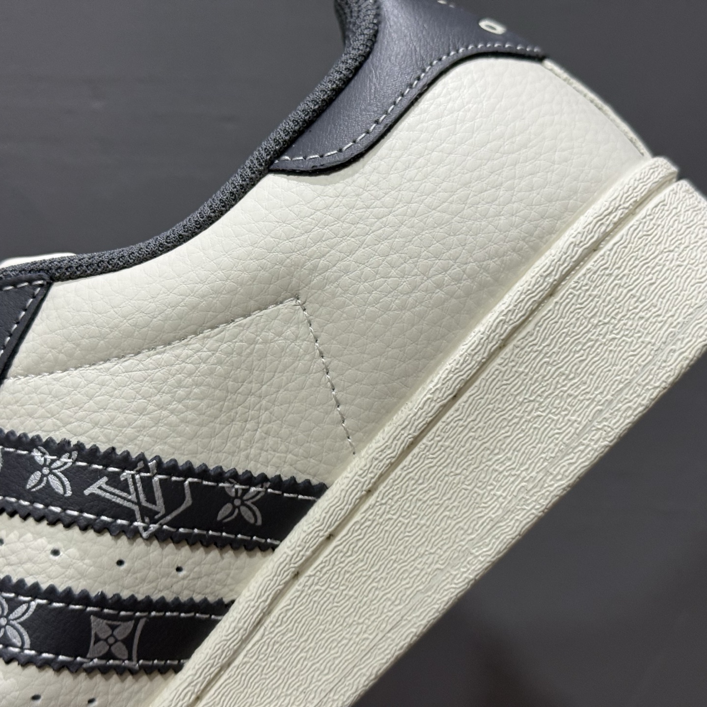 #纯原 CLOT x AD Originals #贝壳头LV联名限定 AD8009 #纯原 CLOT x AD Originals #贝壳头LV联名限定 AD8009